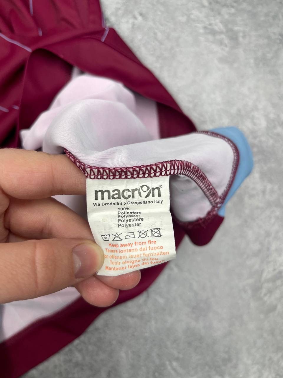 Macron Macron Men Home Football Shirt Jersey Claret Blue Striped Size US XXL / EU 58 / 5 - 5 Thumbnail