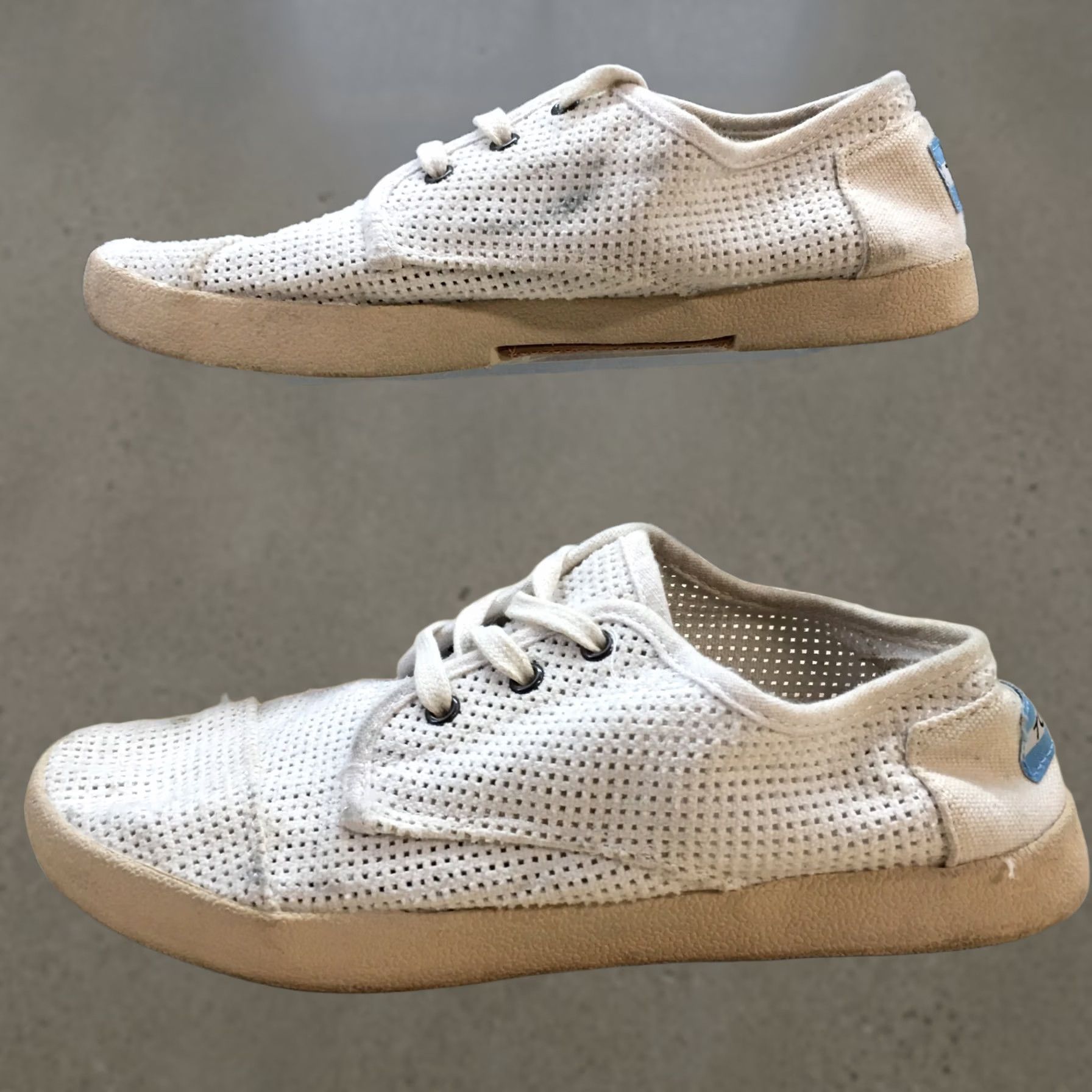 Toms TOMS Shoes Womens 6 Paseo Comfort Sneakers White Leather Lace Up Low Top Sneaker Mens? Size M / US 6-8 / IT 42-44 - 1 Thumbnail