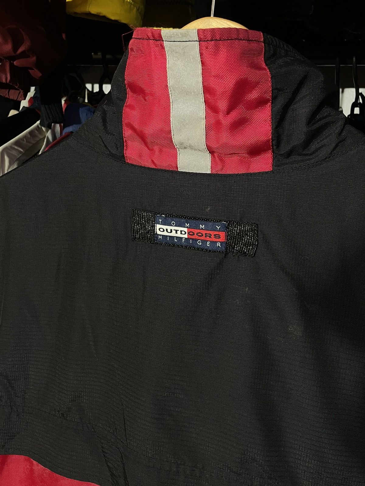 Tommy Hilfiger × Vintage Vest Jacket Tommy Hilfiger Outdoors 90’s Vintage Size US XL / EU 56 / 4 - 11 Thumbnail