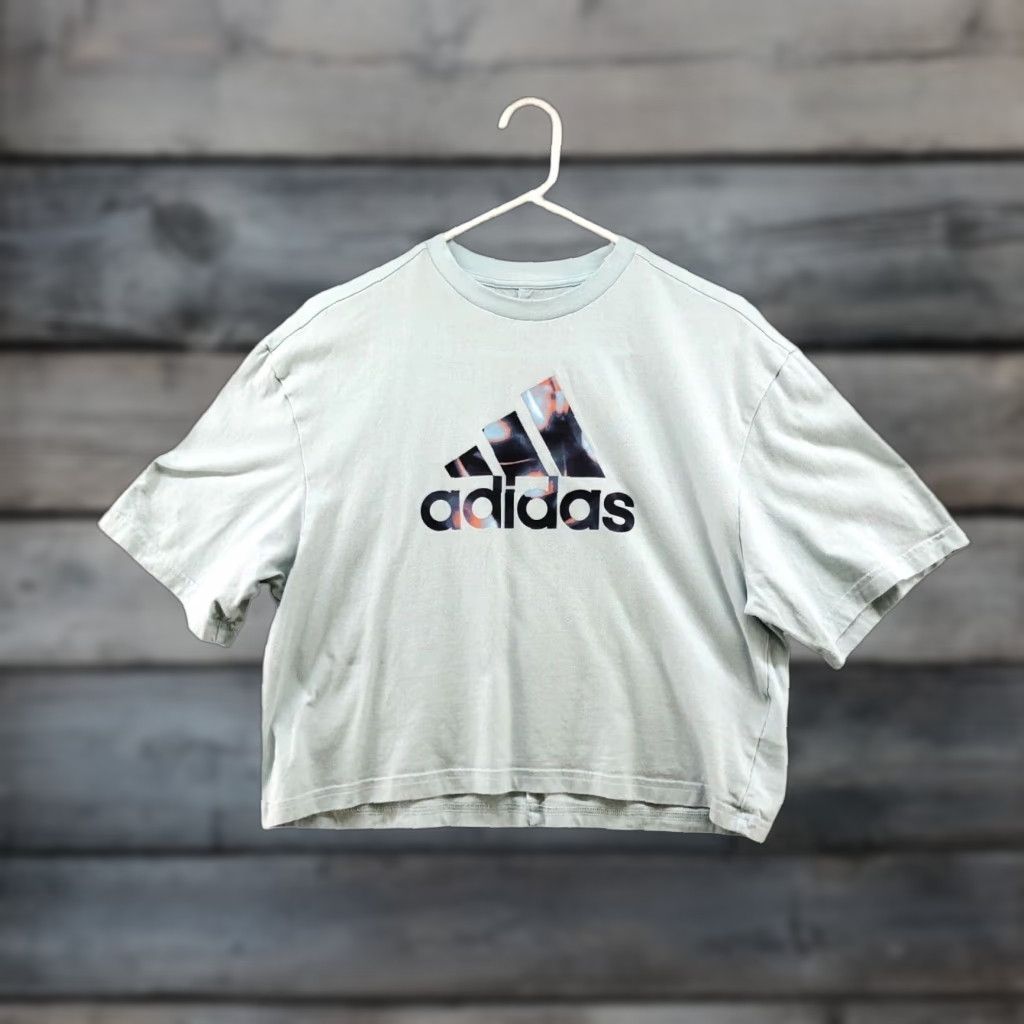 Adidas VINTAGE Adidas Cropped T-Shirt Womens S Light Blue Oversized Short Sleeve Logo Casual Activewear Size S / US 4 / IT 40 - 1 Thumbnail