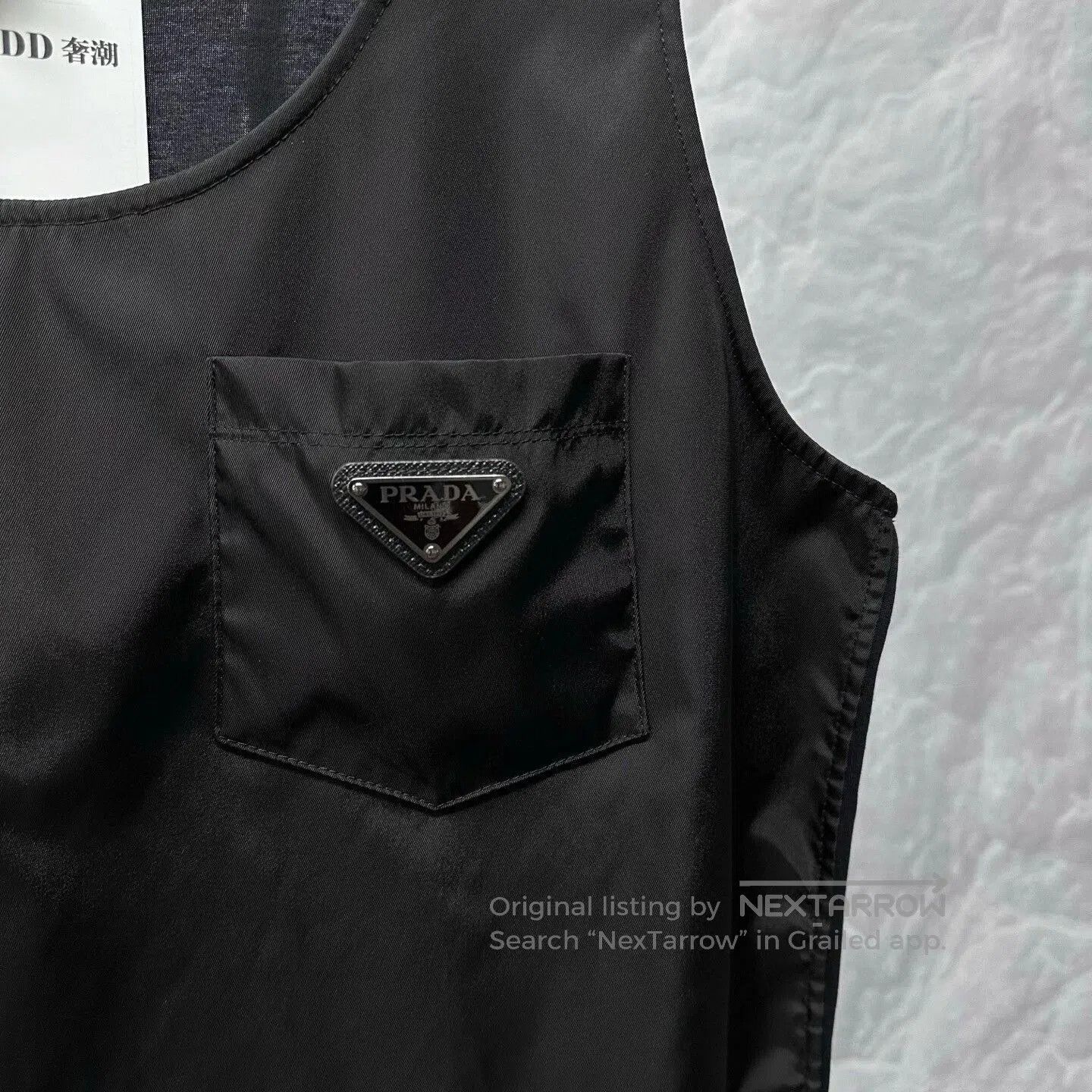 Prada prada sleeveless top with metal triangle logo. Size S / US 4 / IT 40 - 5 Thumbnail