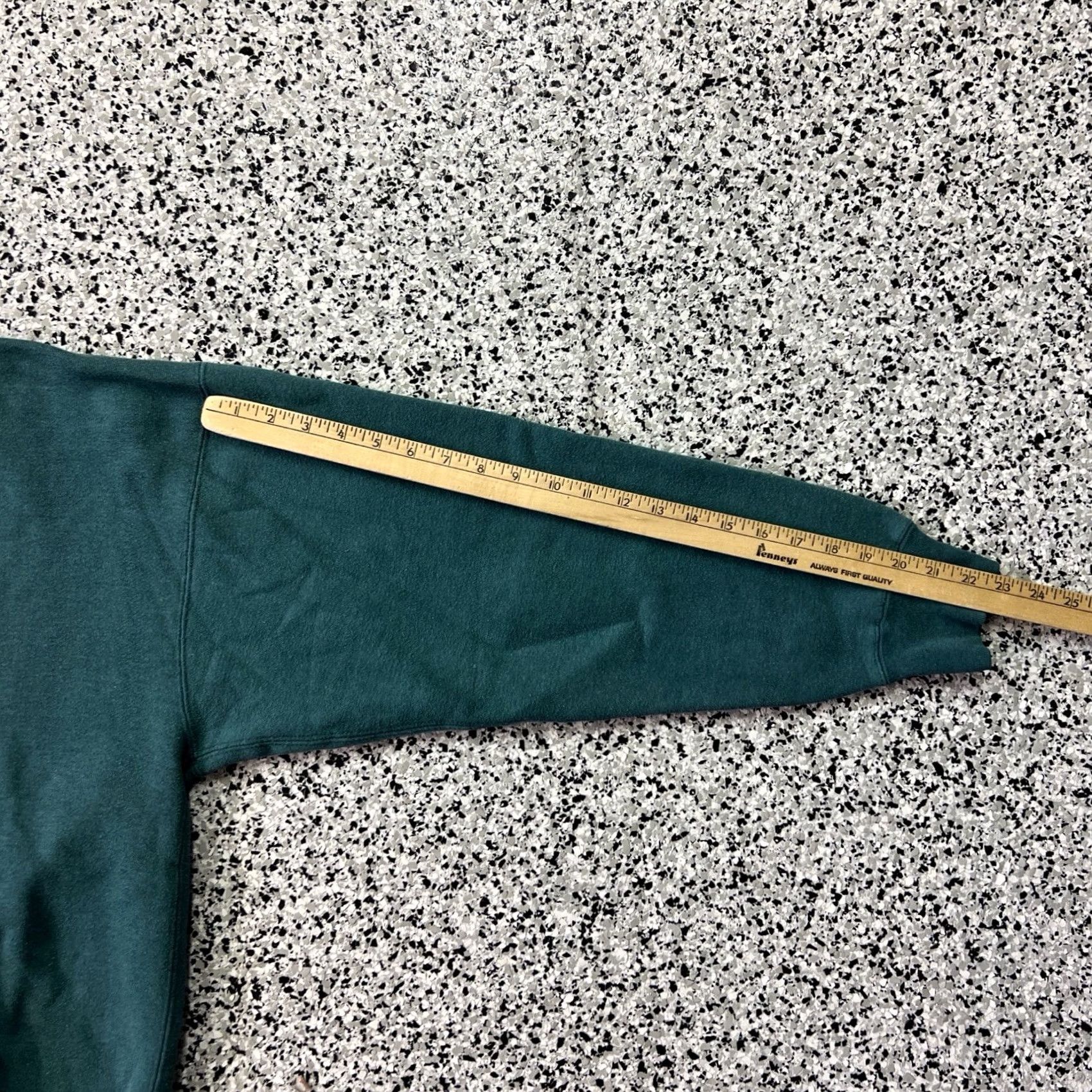 Eddie Bauer VINTAGE Eddie Bauer Spell Out Crewneck Sweatshirt Mens XL Green Shirt Mens XL Green Crewneck Sweatshirt Size US XL / EU 56 / 4 - 4 Thumbnail