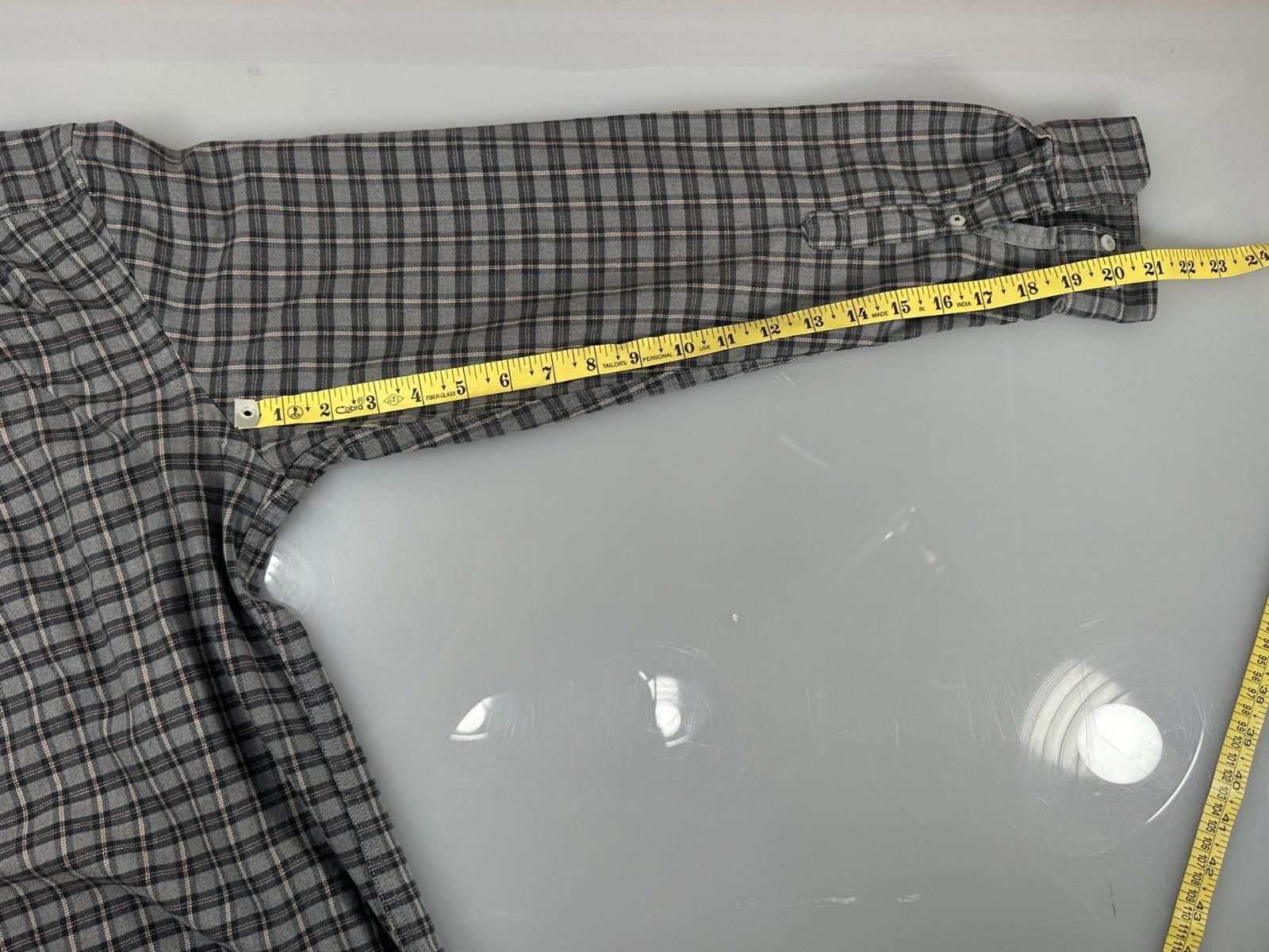 Banana Republic Banana Republic Men M Gray Luxe Flannel Slim Fit Button Down Size US M / EU 48-50 / 2 - 7 Thumbnail