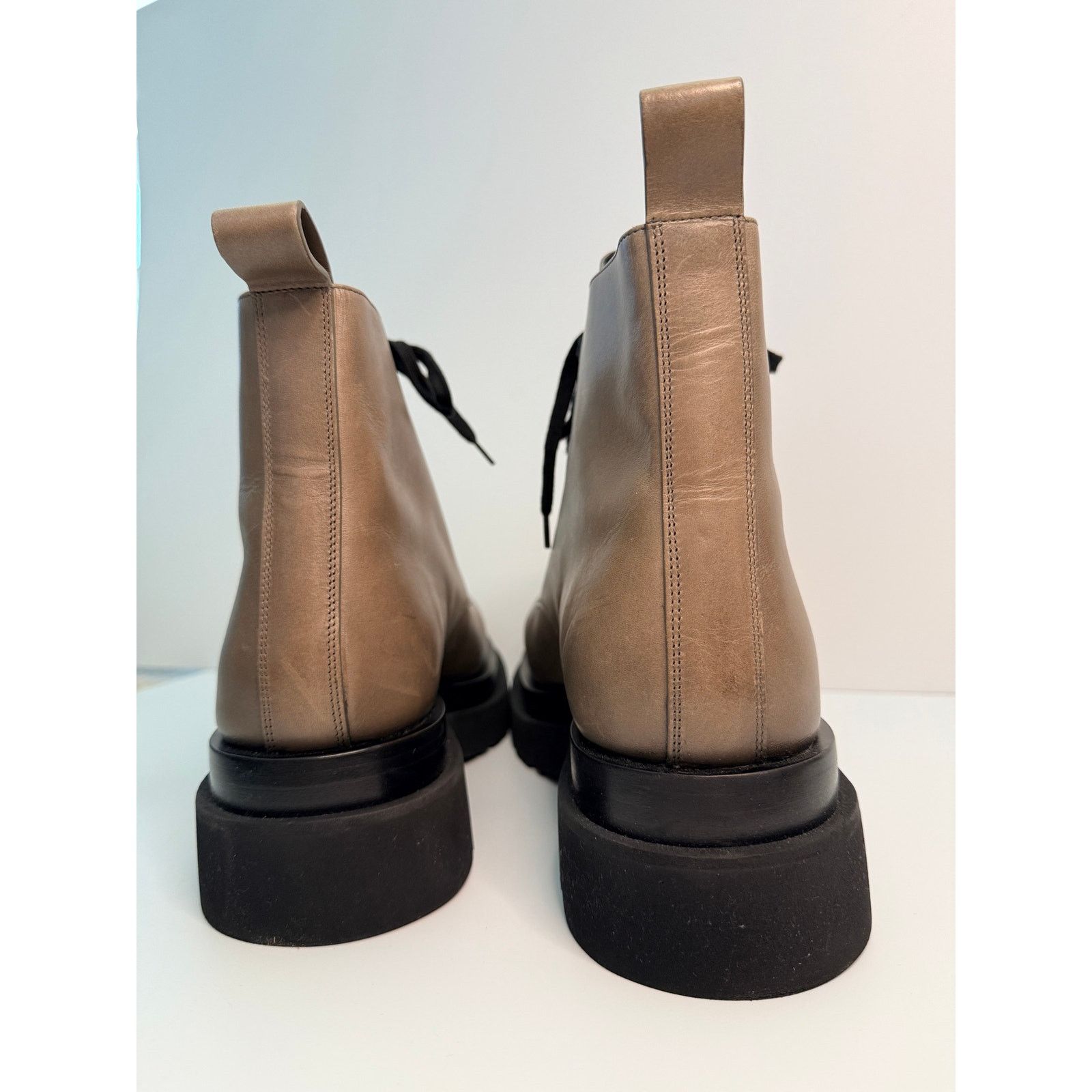 Bottega Veneta Bottega Veneta Lug Ankle Boots Asphalt EU 44 US 11 Size US 11 / EU 44 - 5 Thumbnail