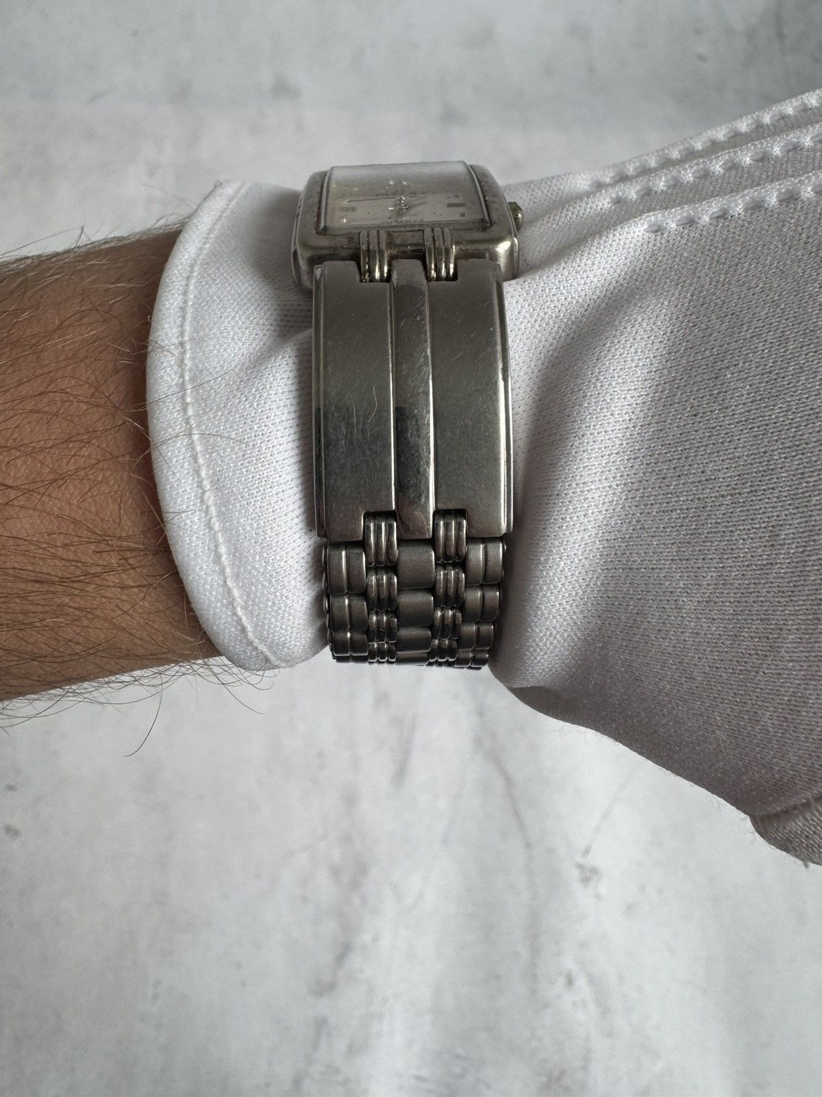 Vintage Rivoli Japanese Style Watch Vintage Size ONE SIZE - 8 Thumbnail