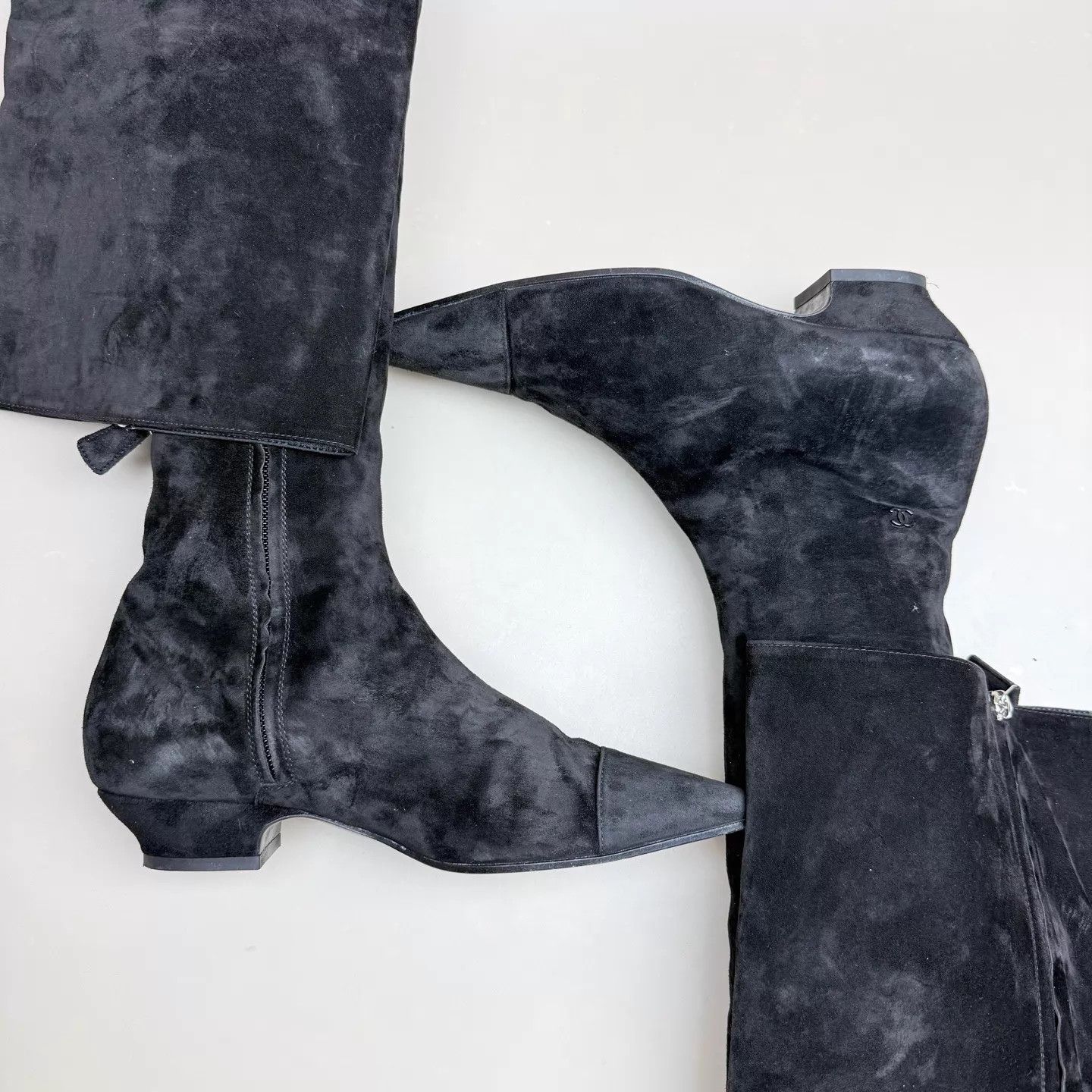 Chanel CHANEL Black Suede Knee-High CC Boots 36 99 New Size US 5.5 / IT 35.5 - 5 Thumbnail