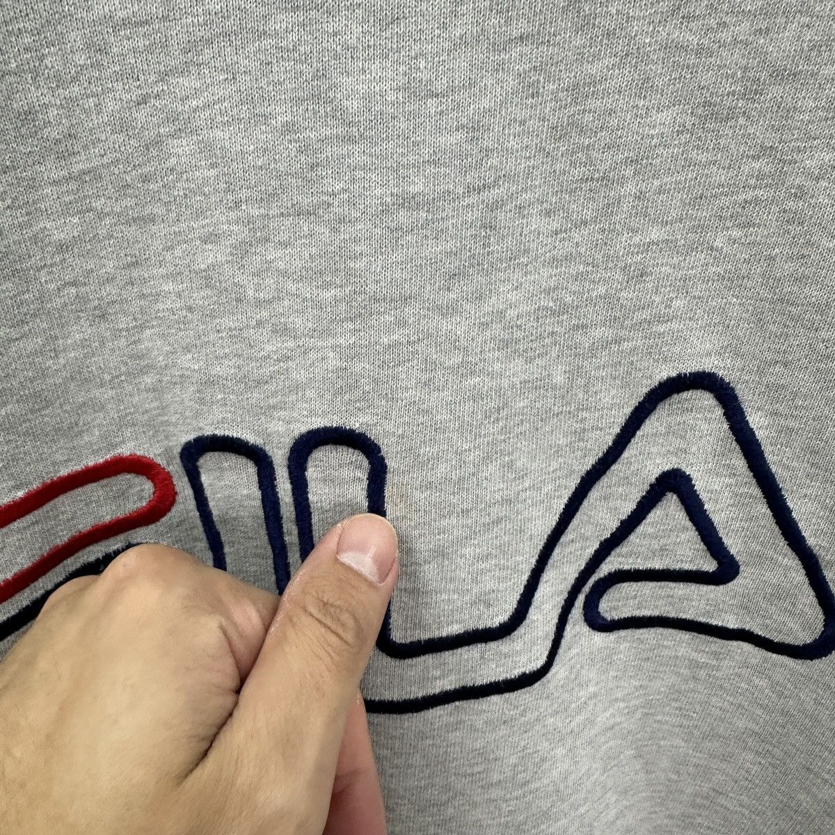 Fila Vintage 90s Fila Sweatshirt Embroidered logo y2k Italy og Size US L / EU 52-54 / 3 - 6 Thumbnail
