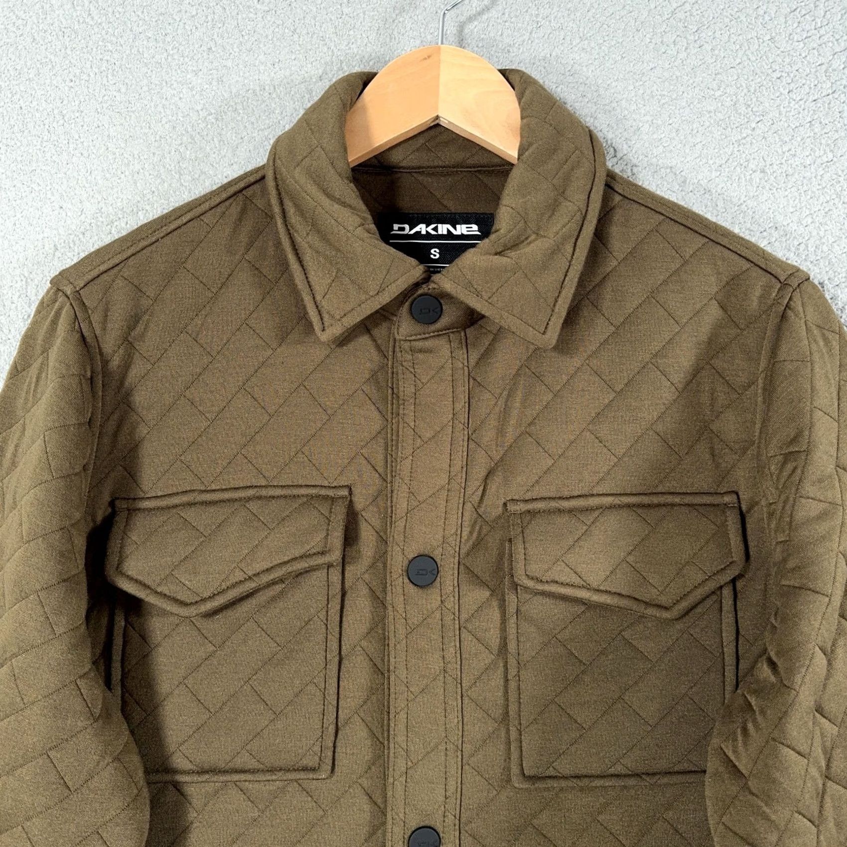 Dakine Dakine Shirt Jacket Mens Small Brown Quilted Snap Front Insulated Casual 1008881 Size US S / EU 44-46 / 1 - 5 Thumbnail