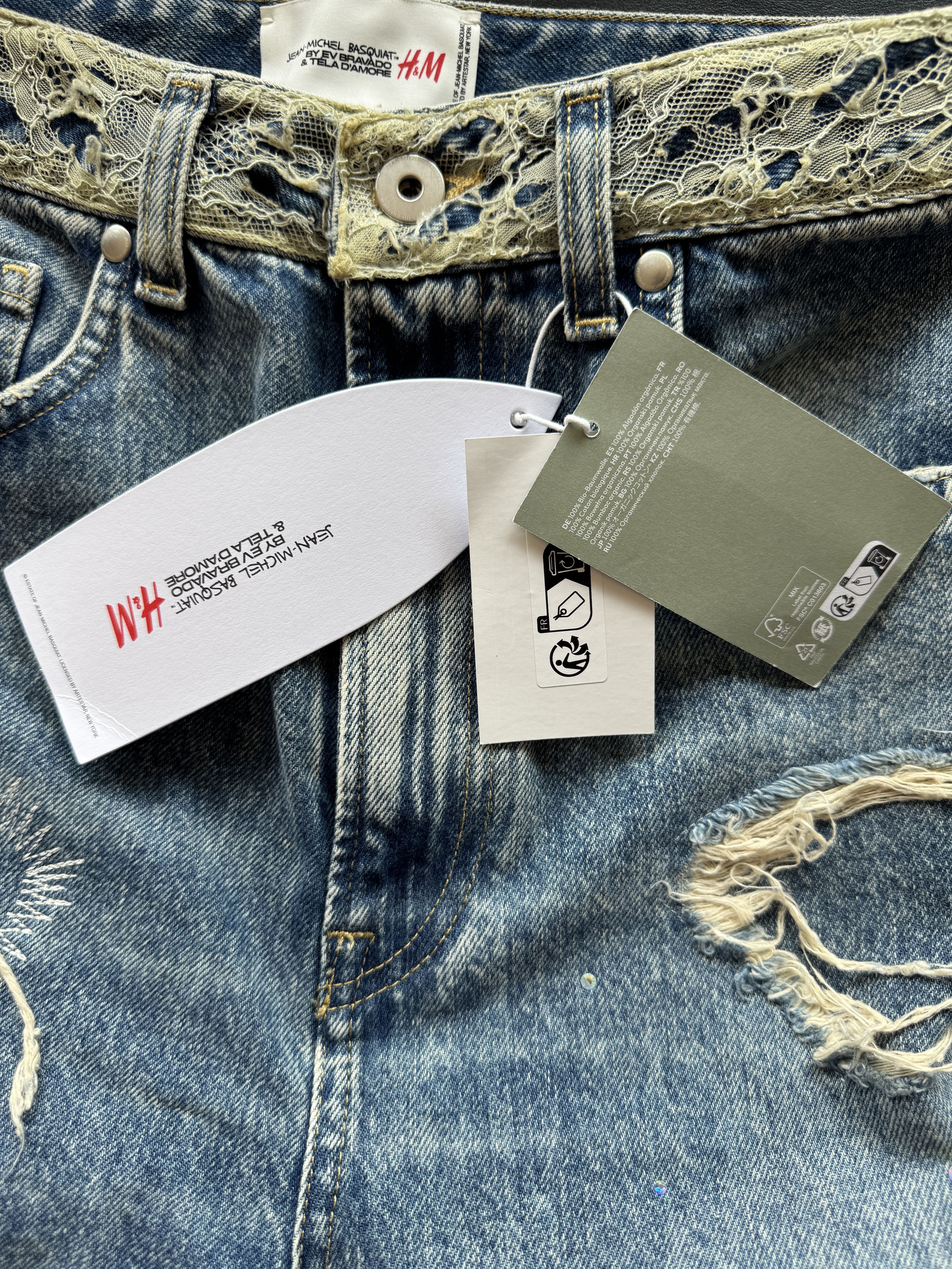 H&M × Jean-Michel Basquiat × Who Decides War Distressed rhinestone graphic jeans Size US 30 / EU 46 - 12 Thumbnail