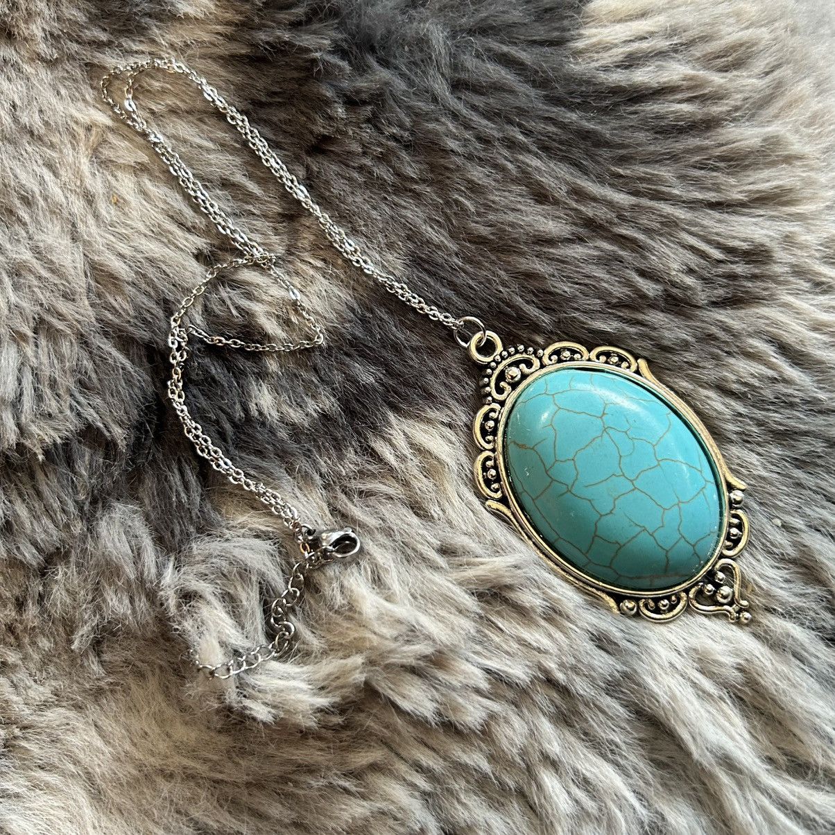 Handmade Handcrafted turquoise dyed howlite cabochon stone necklace Size ONE SIZE - 6 Thumbnail
