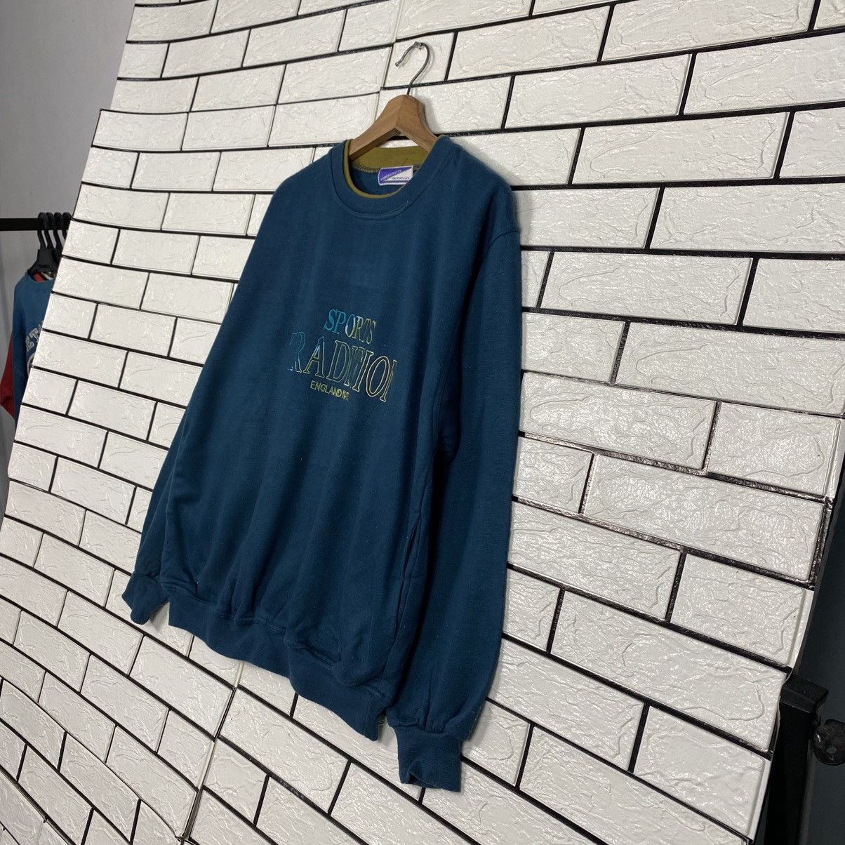Japanese Brand 📌Vintage Sweatshirt Sports Tradition England Nature Logo Size US M / EU 48-50 / 2 - 3 Thumbnail