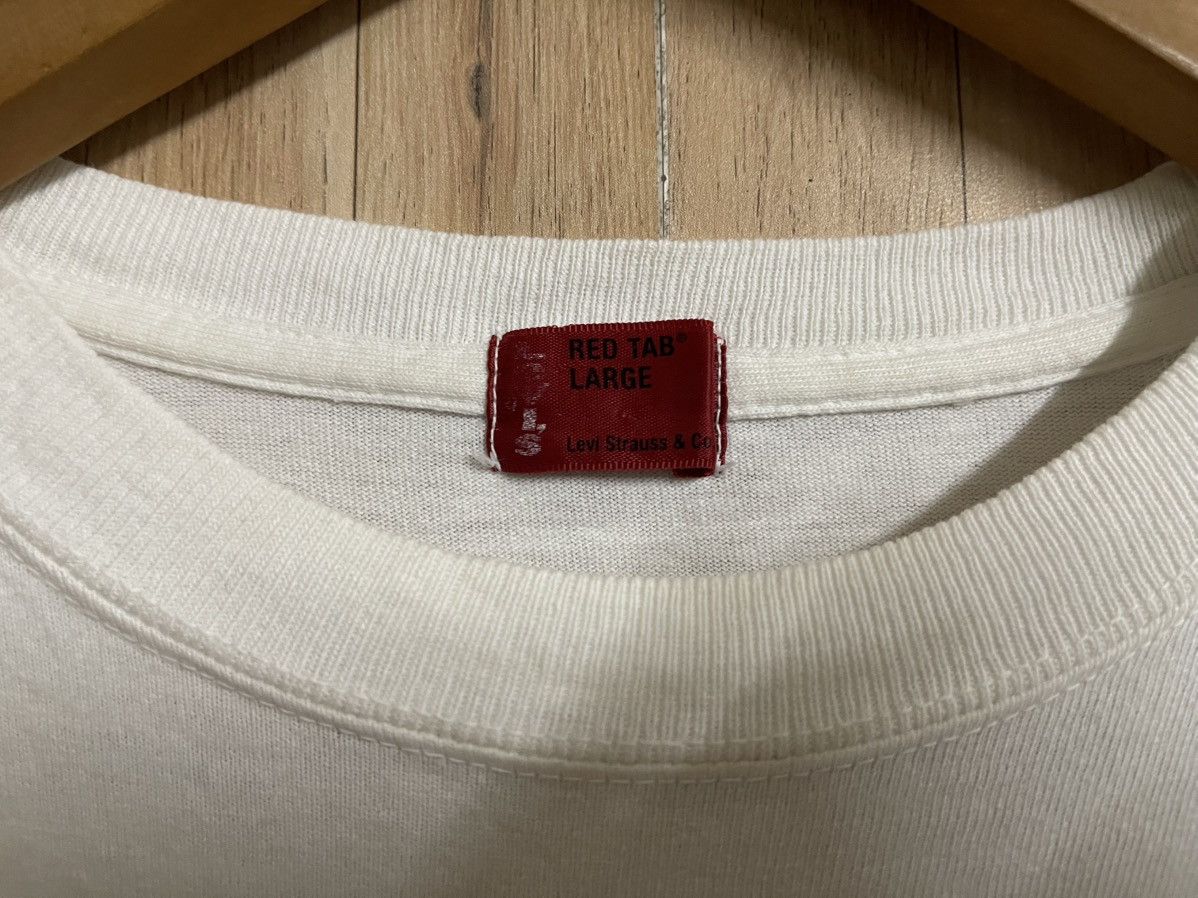 Levi's Vintage Levi’s T shirt History L 2002 Made in Japan Size US L / EU 52-54 / 3 - 3 Thumbnail