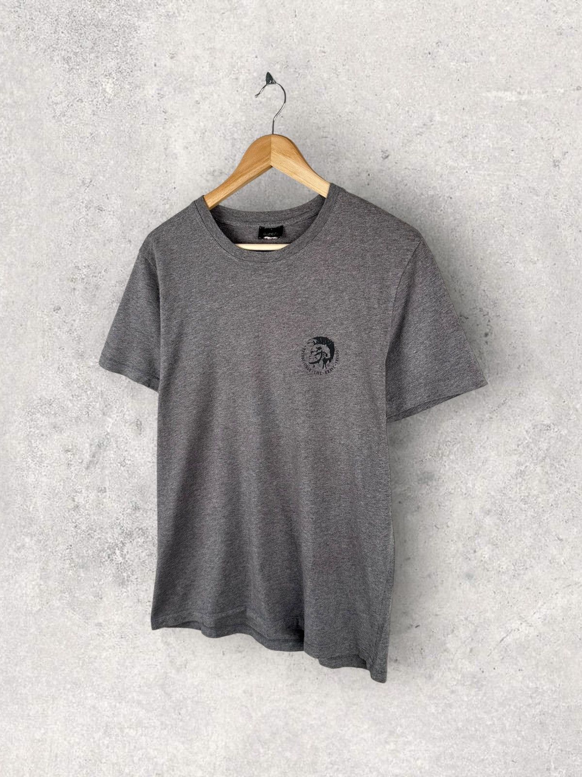 Diesel Diesel Logo Swoosh Tee Streetwear Size US M / EU 48-50 / 2 - 1 Thumbnail