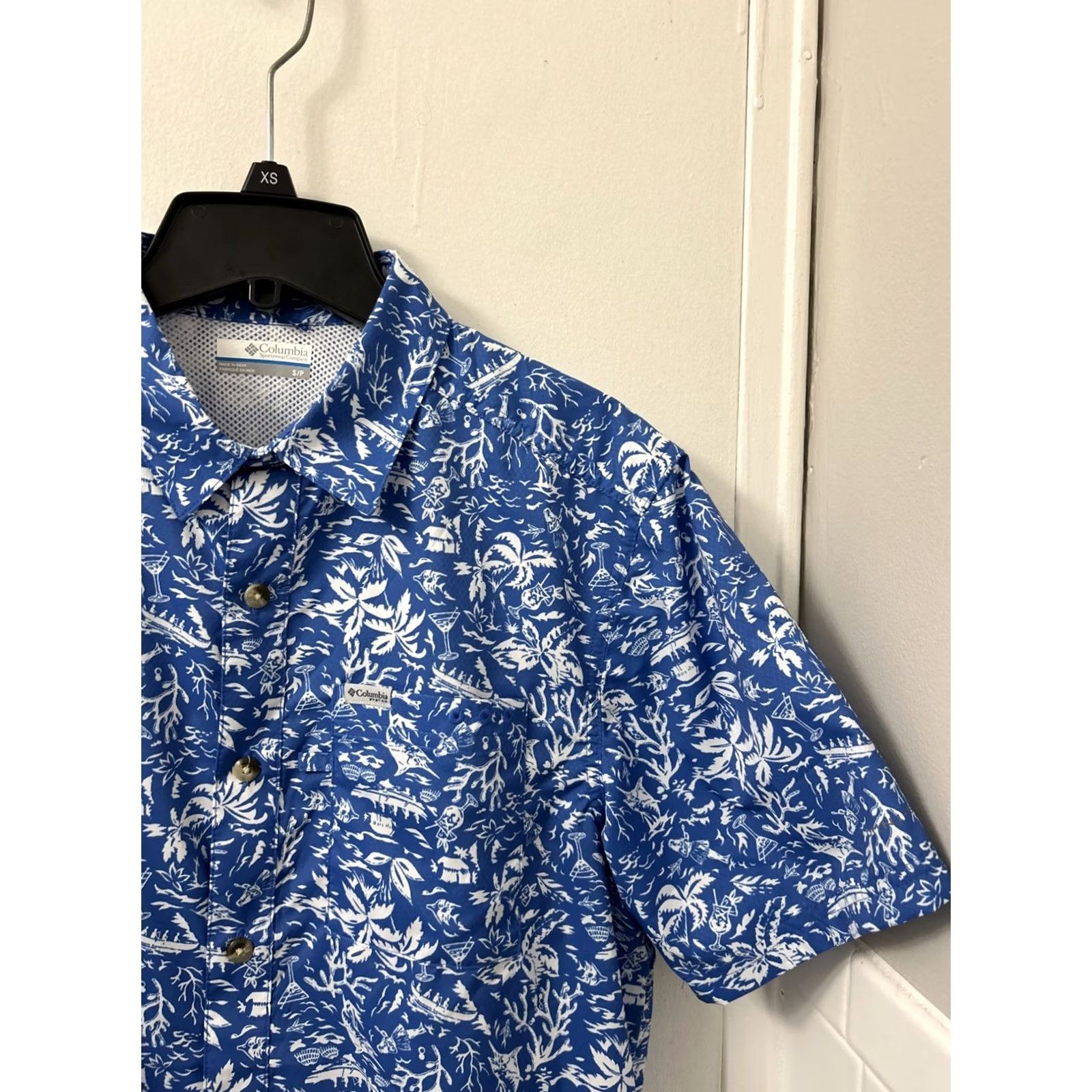 Vintage Columbia PFG Shirt Mens Sz Small Blue Hawaiian Button-Down Pocket Short Sleeve Shirt Size US S / EU 44-46 / 1 - 4 Thumbnail