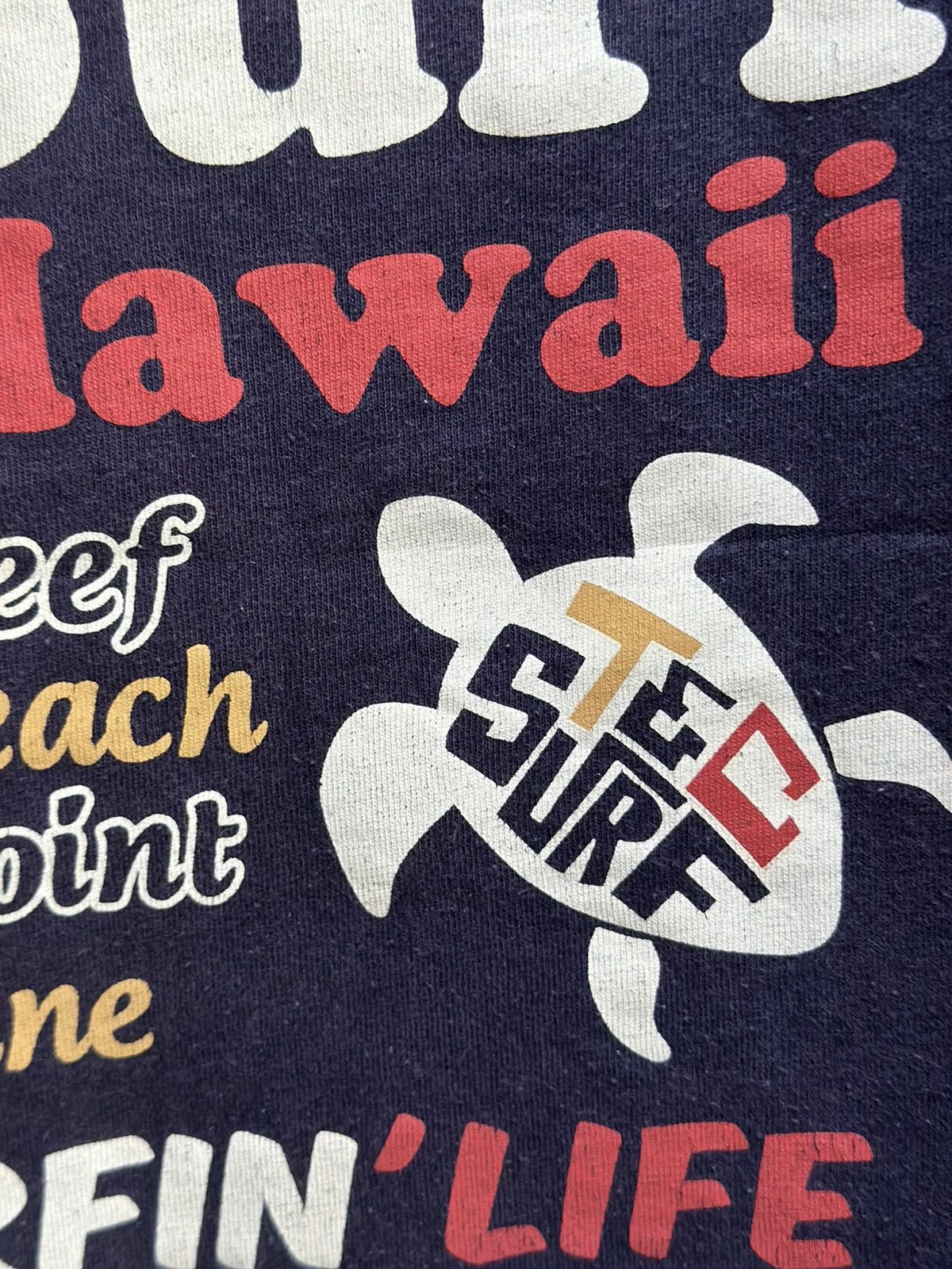 Vintage Vintage Hawaiian International T&C Sun Faded Tee Size US XXL / EU 58 / 5 - 9 Thumbnail