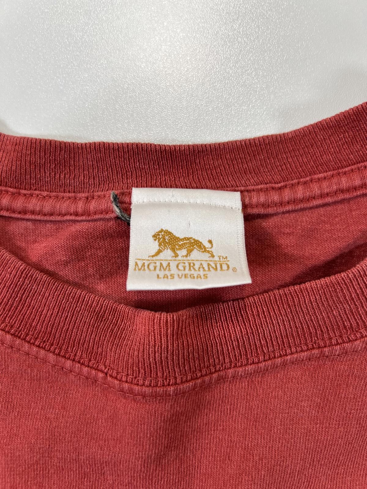 Other MGM Grand Las Vegas Red Long Sleeve T-Shirt Lion Graphic 2XL Size US XXL / EU 58 / 5 - 4 Thumbnail