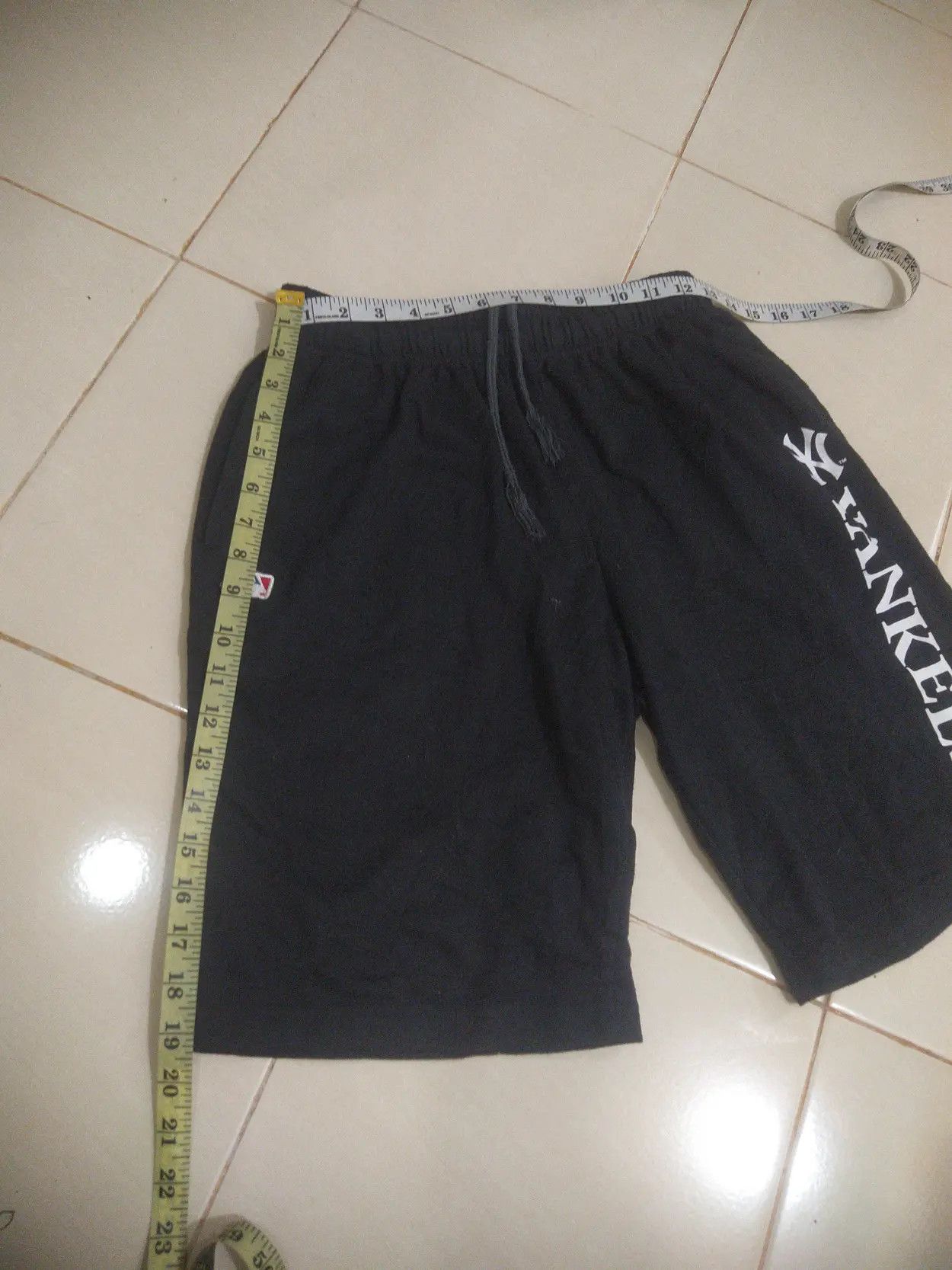 New York Yankees NEW YORK YANKEES Short pants Size US 33 - 9 Thumbnail