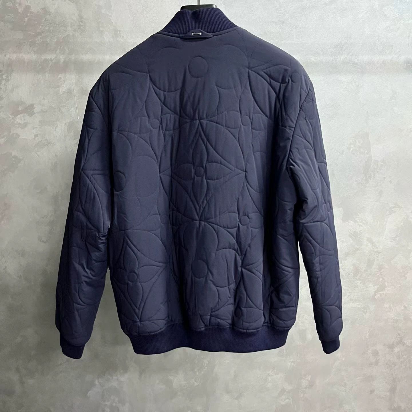 Louis Vuitton louis vuitton blue zip-up bomber jacket Size US L / EU 52-54 / 3 - 5 Thumbnail
