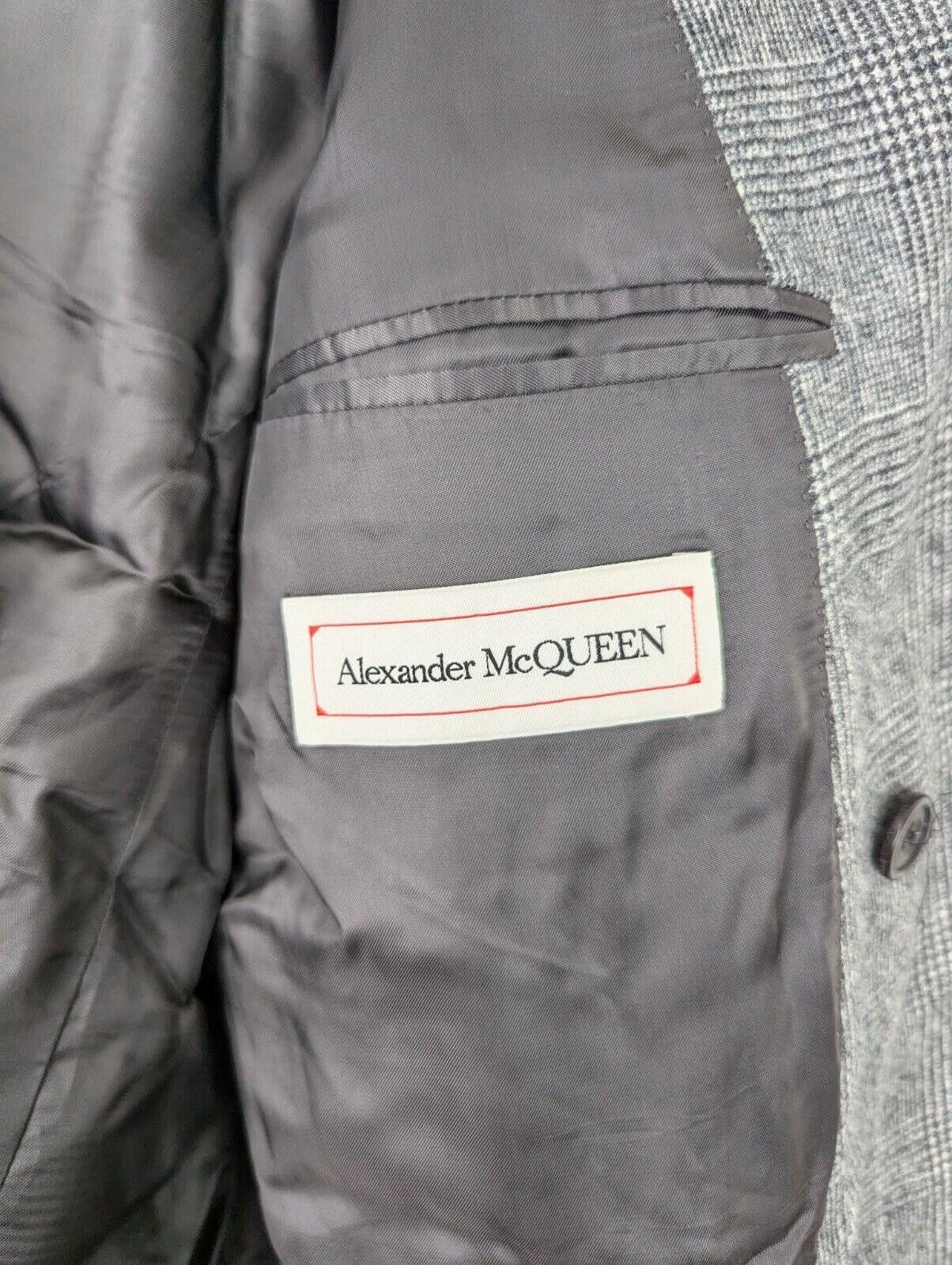 Alexander McQueen 2021 MCQUEEN Mens Asymmetrical Glen Plaid Blazer Jacket Size 46R - 9 Thumbnail