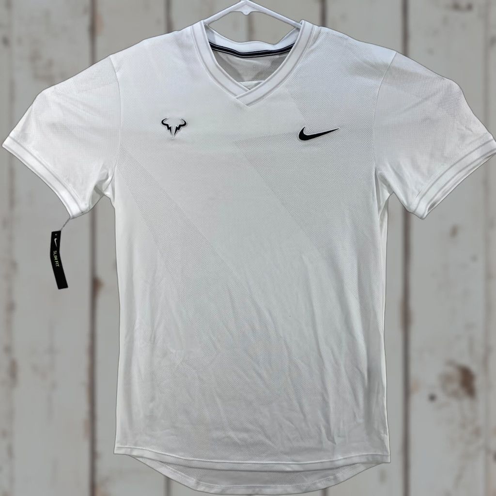 Nike Nike Rafa Nadal Wimbledon Aeroreact Men's Tennis Shirt AQ7660-100 Size S Nike Shirt Tennis Mens White 2019 90s? Size US S / EU 44-46 / 1 - 1 Thumbnail
