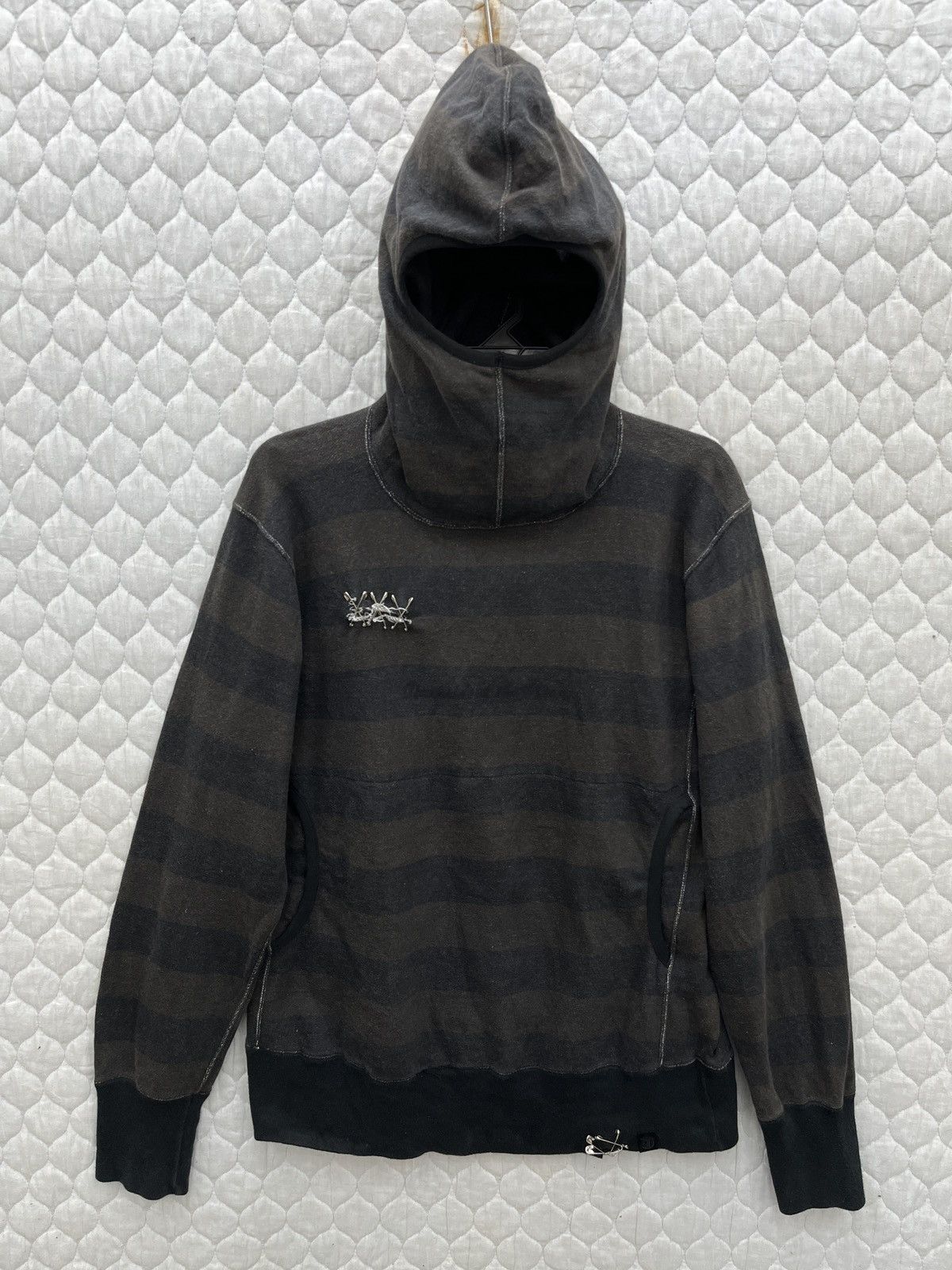 General Research 2000 Arabic Hoodie | Grailed