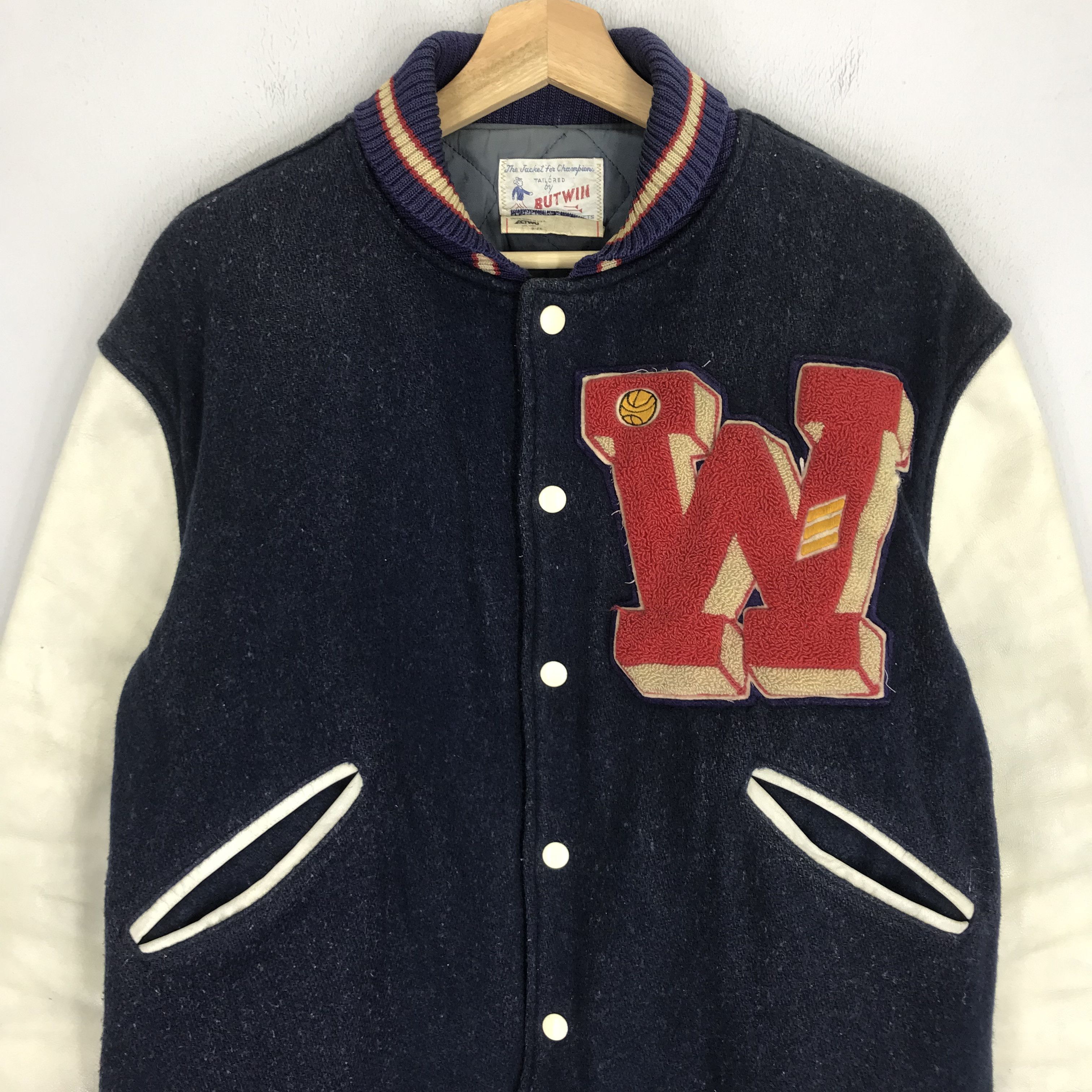 Vintage Vintage 80s Butwin Wisconsin Varsity Stadium Wool Jacket Size US L / EU 52-54 / 3 - 3 Thumbnail