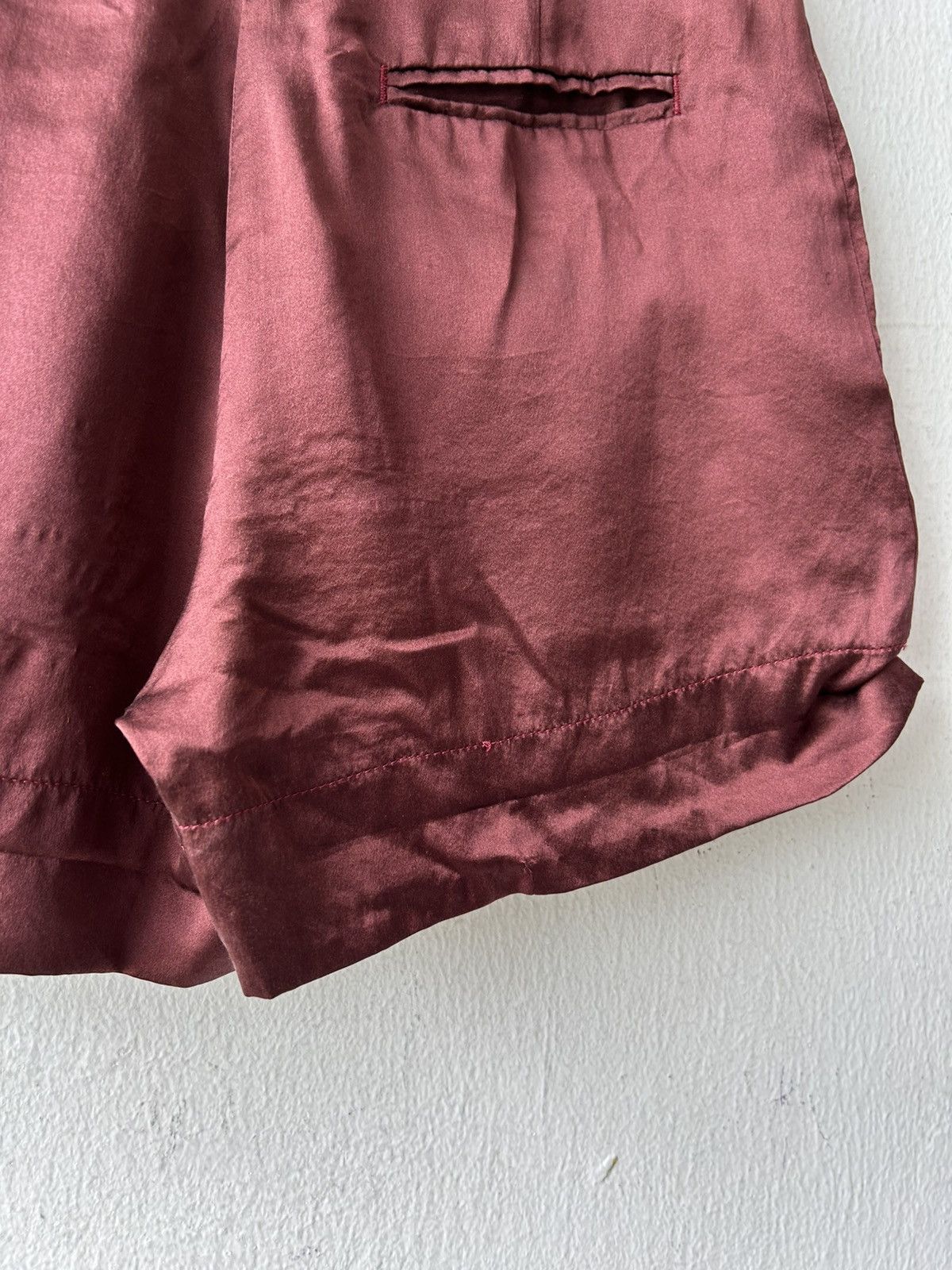 Alexander McQueen Alexander Mqueen Maroon Shorts Pants Size 27" / US 4 / IT 40 - 11 Thumbnail