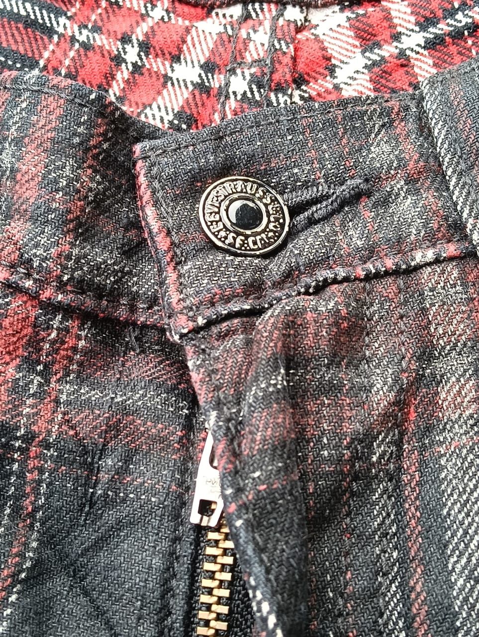 Levi's Vintage Clothing Rare Y2K Levi's 519 Dark Flannel Plaid Pants Made in Japan. Size US 31 - 8 Thumbnail