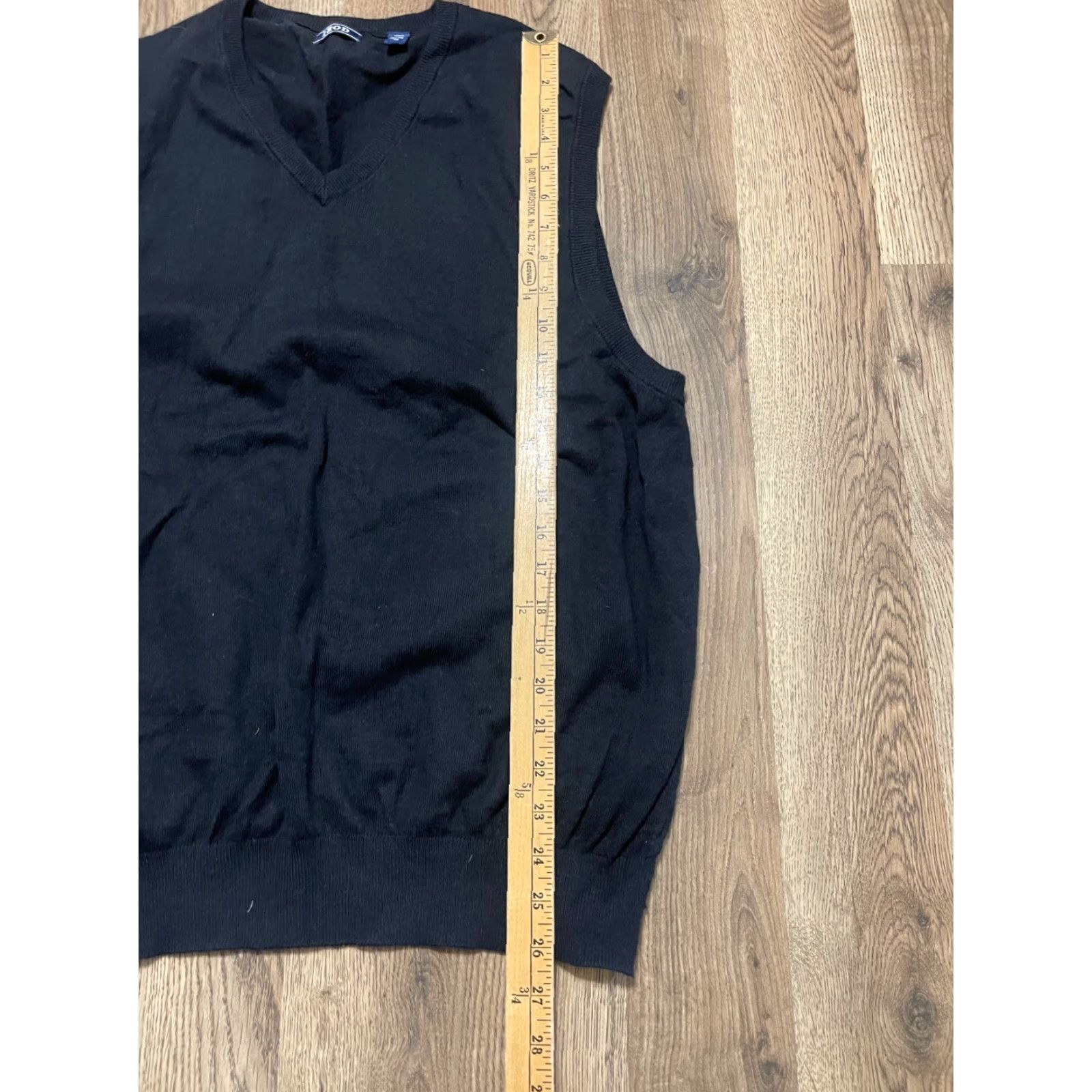 Izod IZOD Sweater Vest, Men's XL, Black, Pullover, V-Neck, Sleeveless, Knit, Golf, Casual, Preppy, Regular Fit, Logo, IZOD, Vest Sleeveless Black XL Mens Size US XL / EU 56 / 4 - 5 Thumbnail