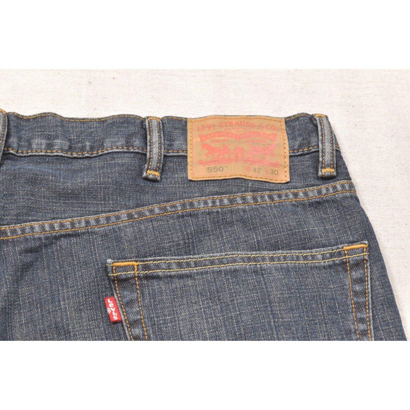 Levi's Levi's Jeans Men 550 Relaxed Straight 42x30 Blue Cotton Blend Zip Inseam 30 Denim Solid Size US 42 / EU 58 - 6 Thumbnail