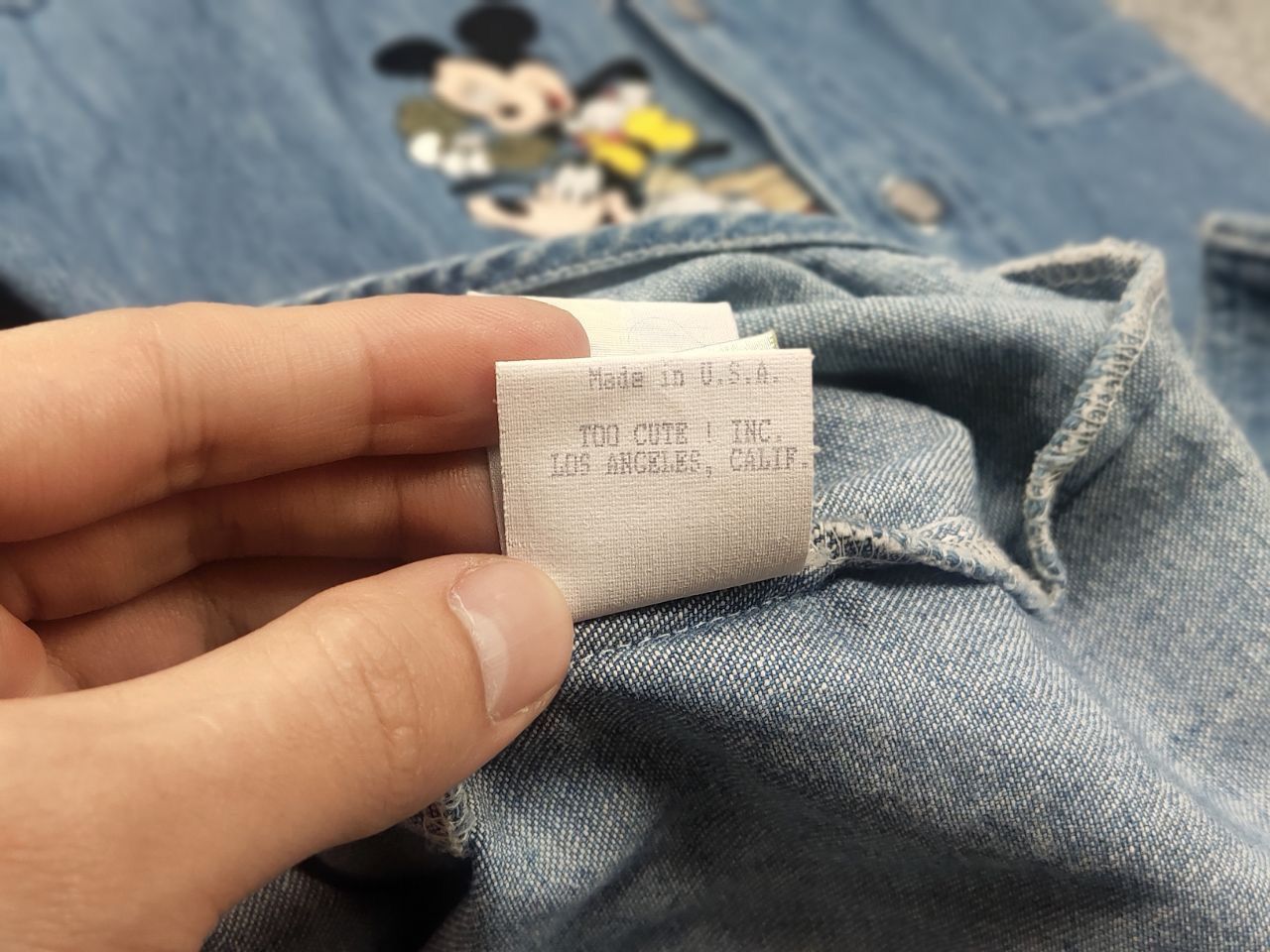 Vintage Vintage 90's Too Cute Logo Disney Baggy Denim Shirt Size US XL / EU 56 / 4 - 20 Thumbnail