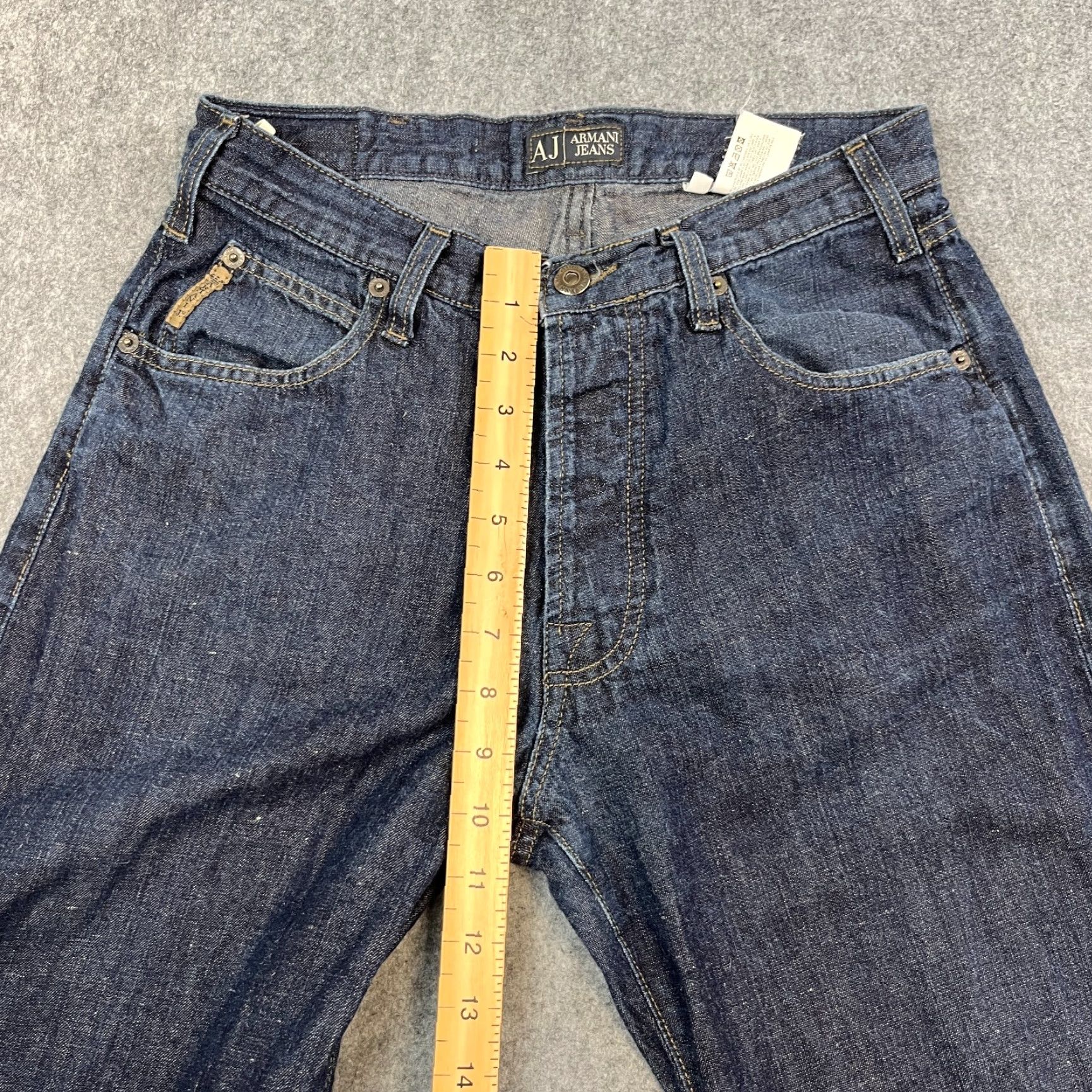 Vintage Armani Jeans Jeans Regular Straight 30 32 Blue Indigo Denim 5-Pocket Logo Button Vintage No Mens 30 in Dark Wash Indigo Denim Size US 30 / EU 46 - 5 Thumbnail