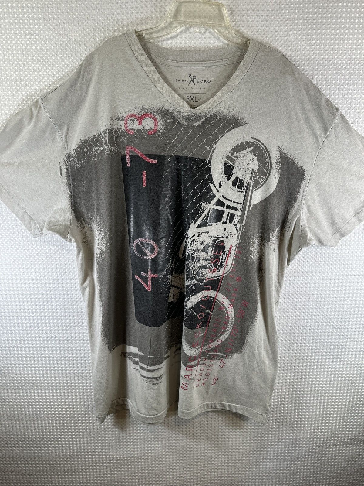Marc Ecko Marc Ecko Cut & Sew Motorcycle V-Neck 3XL T-Shirt Size US XXL / EU 58 / 5 - 1 Thumbnail