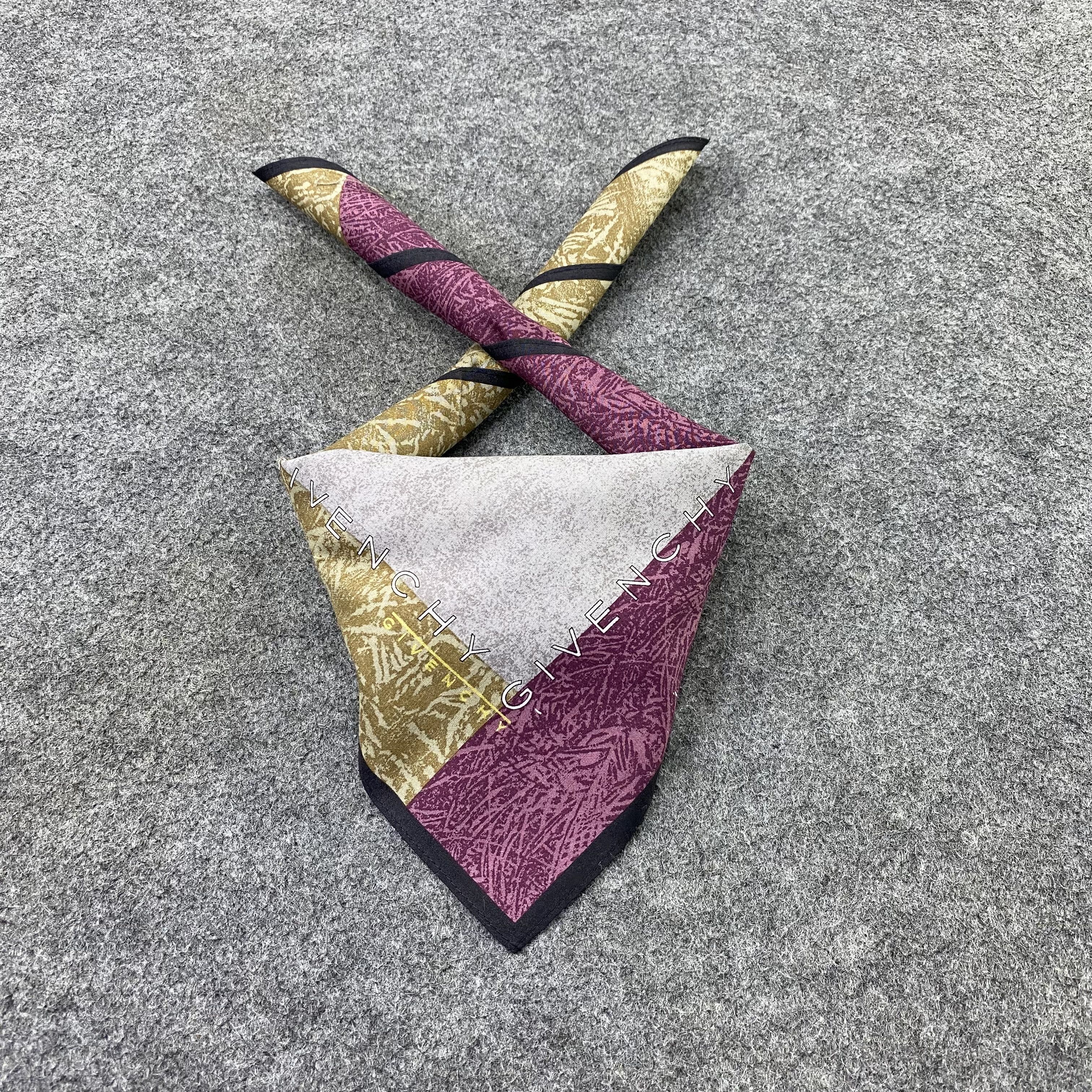 Givenchy Givenchy Handkerchief Neckerchief Bandana-B1971 Size ONE SIZE - 2 Thumbnail