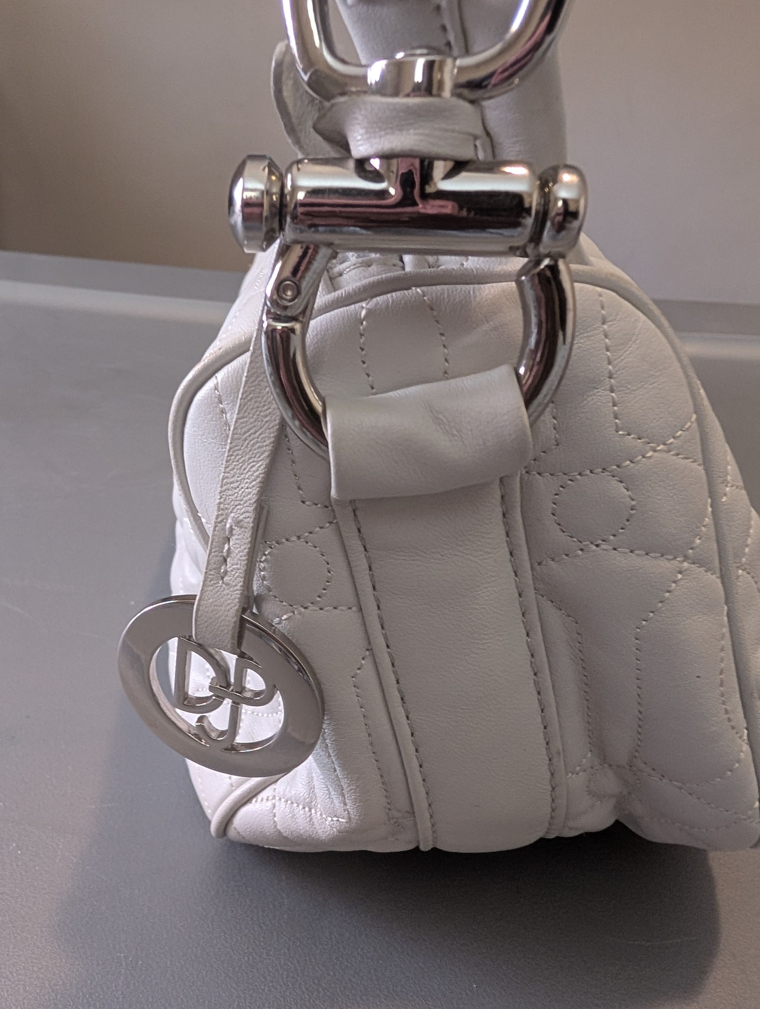 Donald Pliner Donald J Pilner Arctic White Quilted Leather Bag Size ONE SIZE - 2 Thumbnail