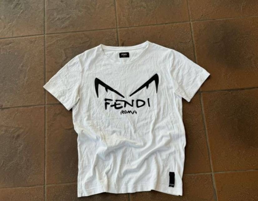 Image of Fendi T Shirt in White, Men's (Size Small)