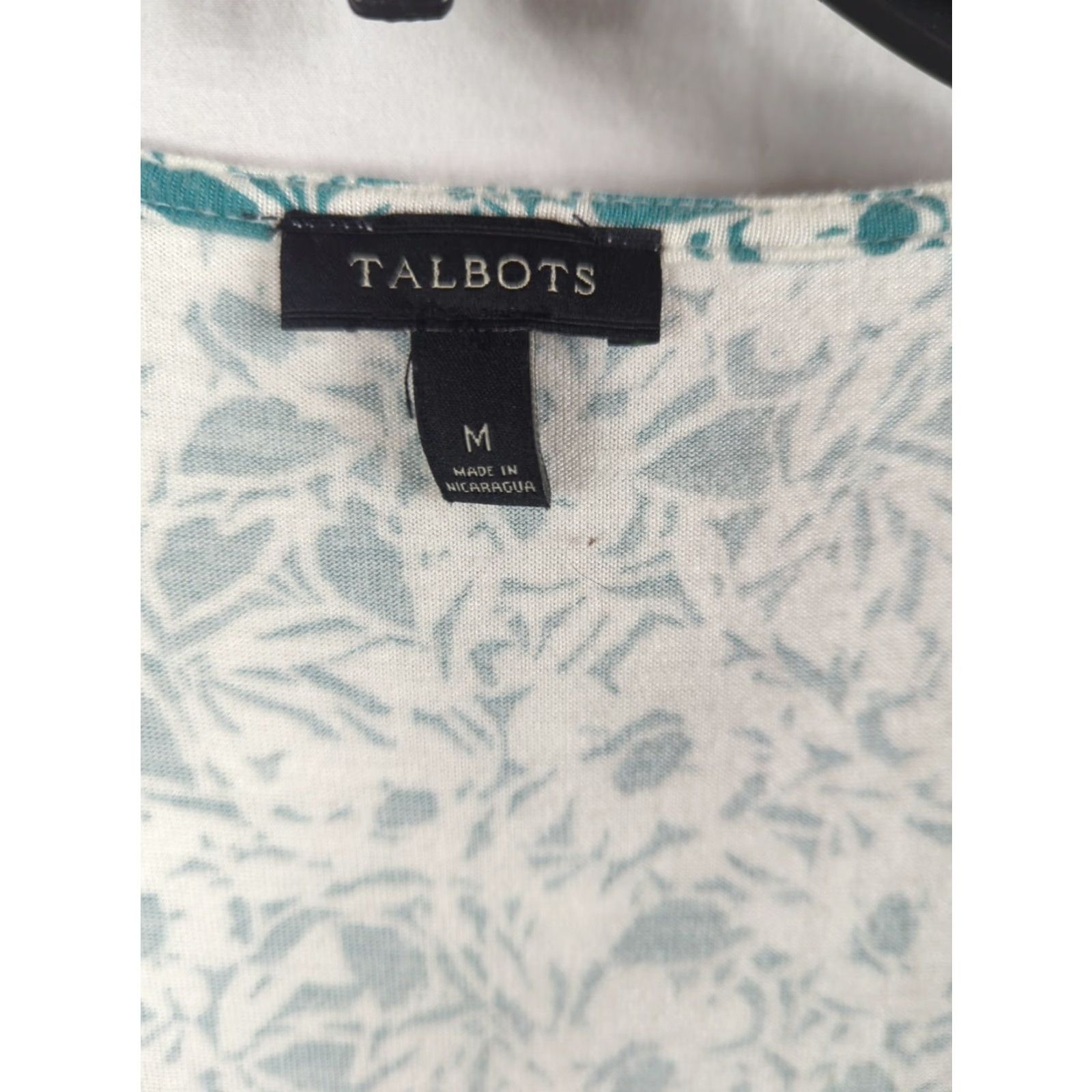Talbots Talbots Blouse Floral Sleeveless V-Neck Faux Wrap Front Green M Regular Women's Shirt Tank Lyocell Rayon Machine Washable Size M / US 6-8 / IT 42-44 - 3 Thumbnail
