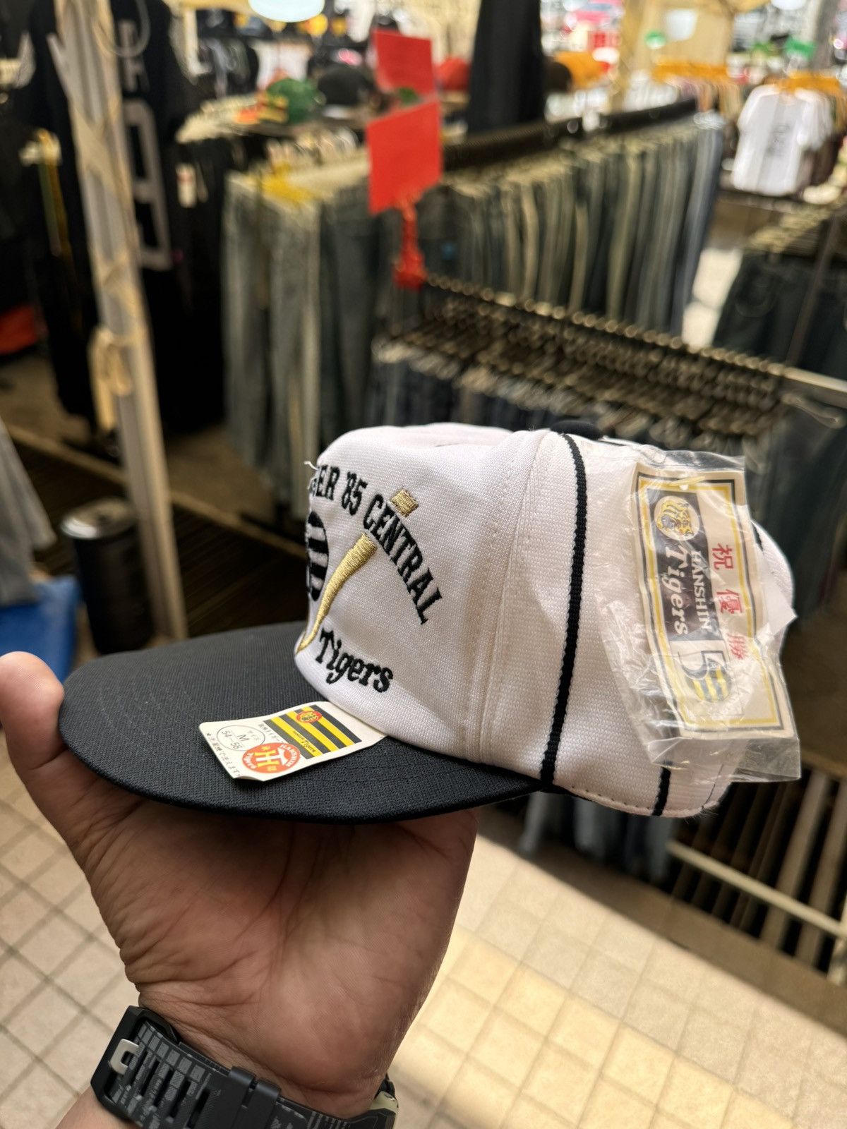 Japanese Brand × Vintage Hanshin Tigers Vintage 1985 NOS Cap Baseball Japan Size ONE SIZE - 2 Thumbnail