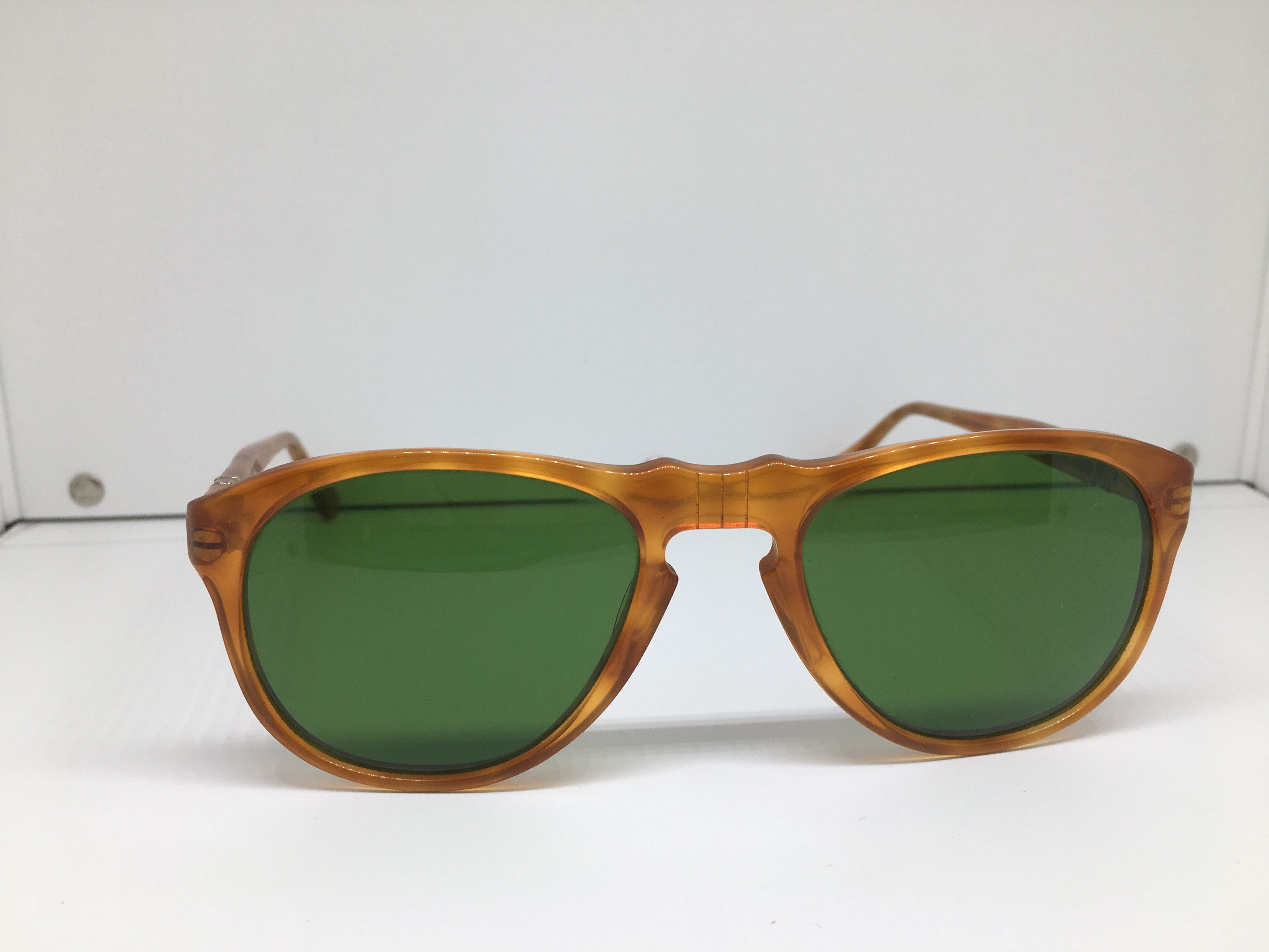 Vintage Vintage Brown Sungalsses Frame Glass Lens Size ONE SIZE - 1 Thumbnail