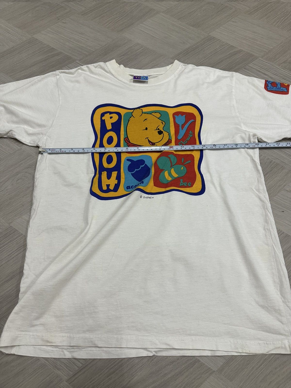 Disney Vintage Winnie The Pooh Cartoon Disney Japan Tee Size US M / EU 48-50 / 2 - 5 Thumbnail