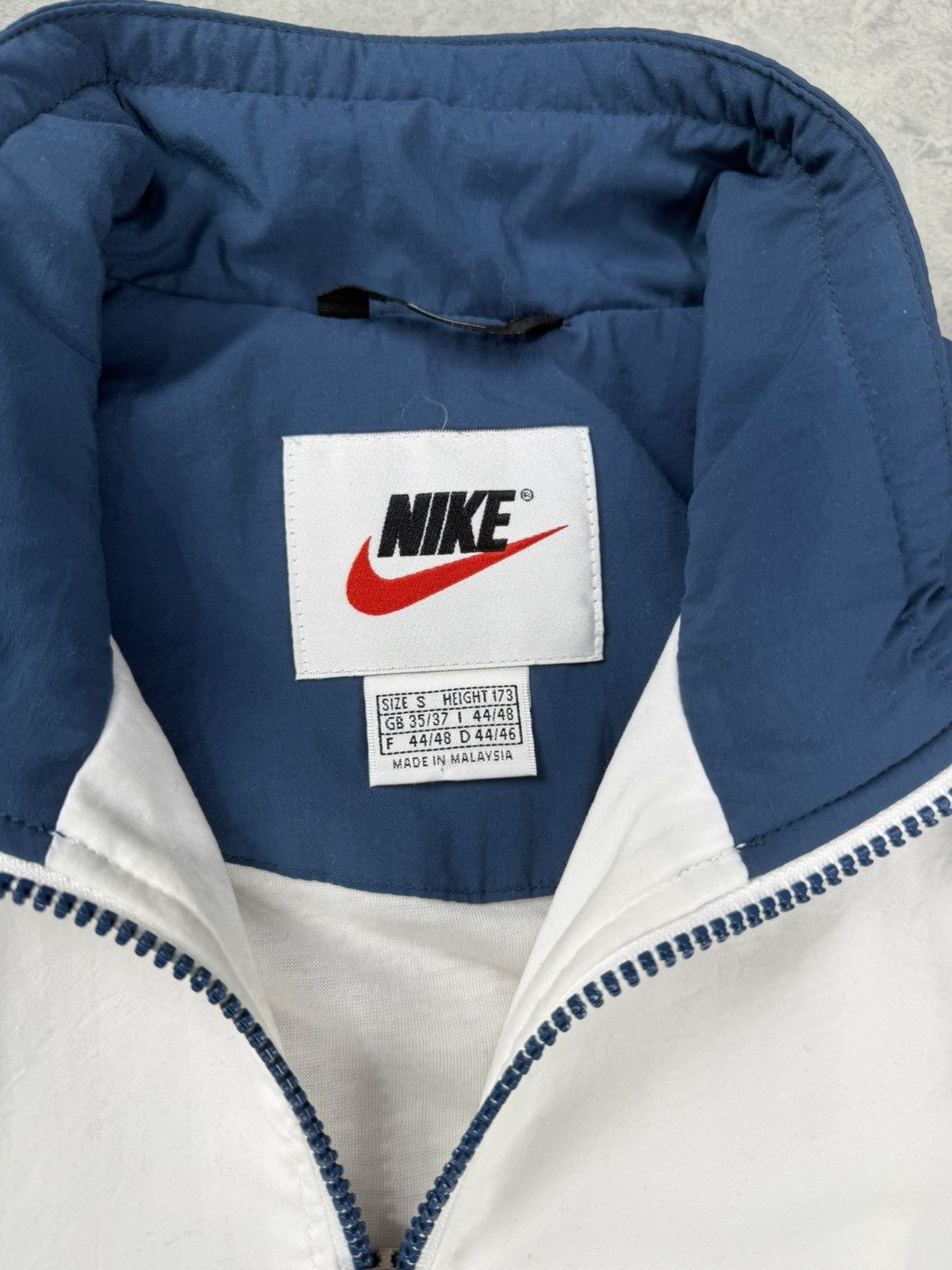 Nike Vintage Nike Winbreaker Treck Jacket Men’s Size S Size US S / EU 44-46 / 1 - 7 Thumbnail