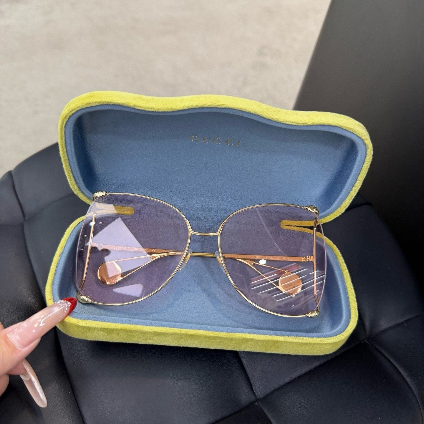Gucci Gucci Gold Frame Pearl Pink Sunglasses Size ONE SIZE - 1 Preview