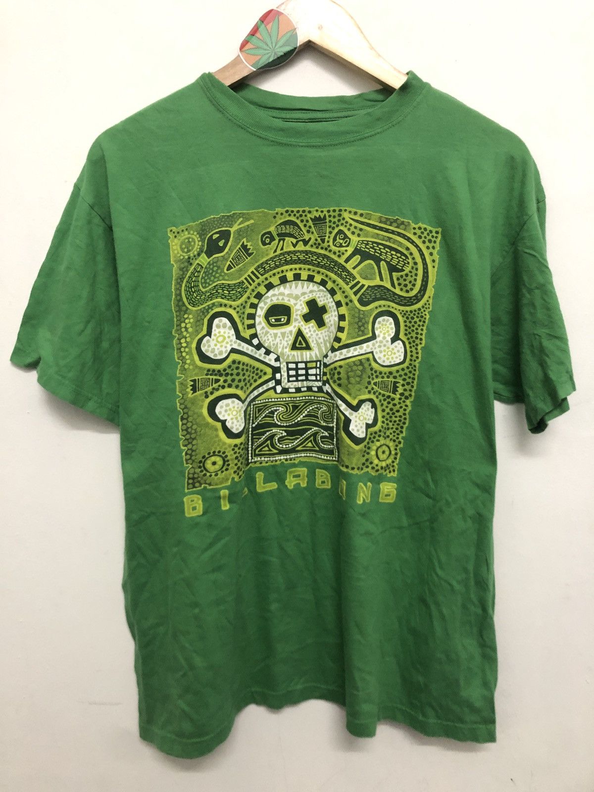 Billabong × Vintage Vintage Y2K Billabong Skull & Surf Graphic Tshirt Size US L / EU 52-54 / 3 - 1 Thumbnail