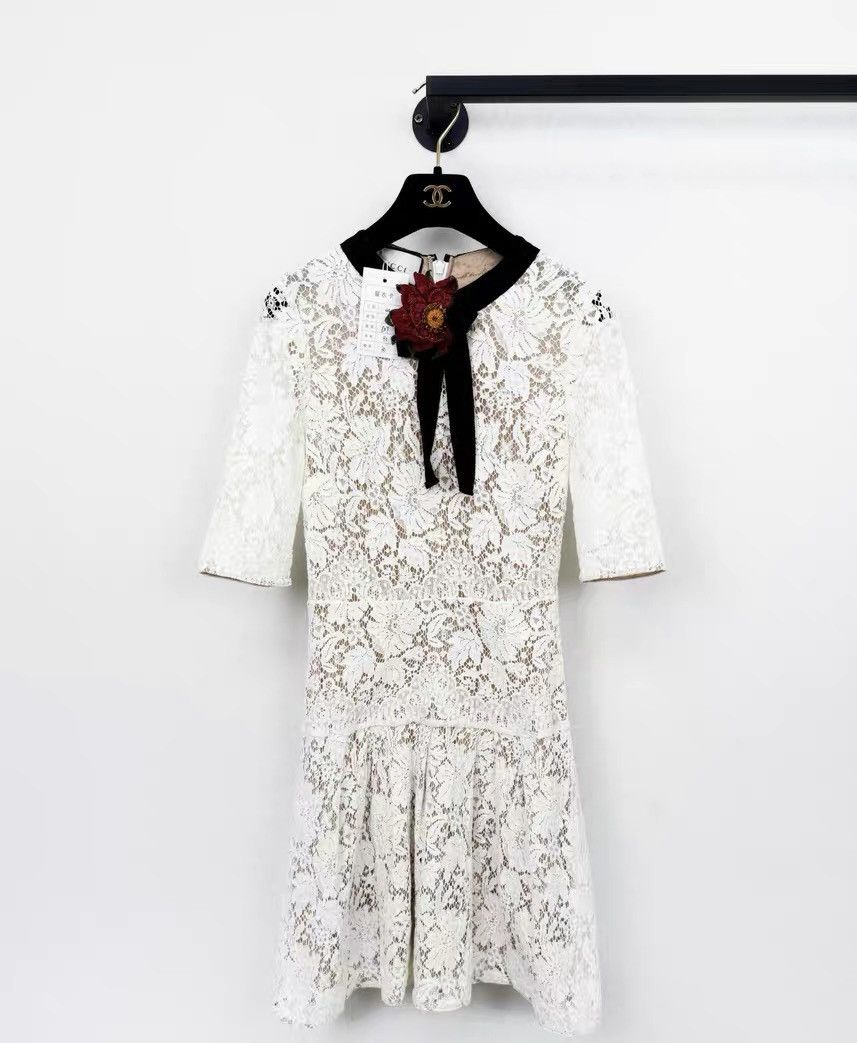 Gucci Gucci lace dress Size L / US 10 / IT 46 - 1 Thumbnail