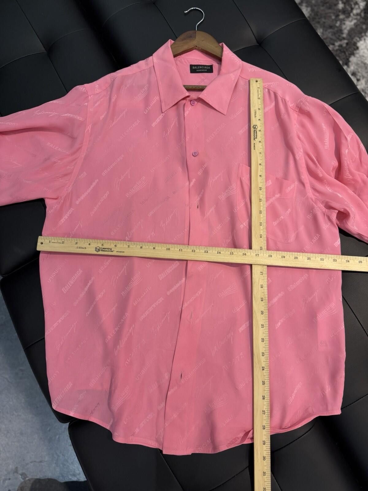 Balenciaga Balenciaga Homewear Pink Oversized Pajama Blouse 32 $1650 Size M / US 6-8 / IT 42-44 - 9 Thumbnail