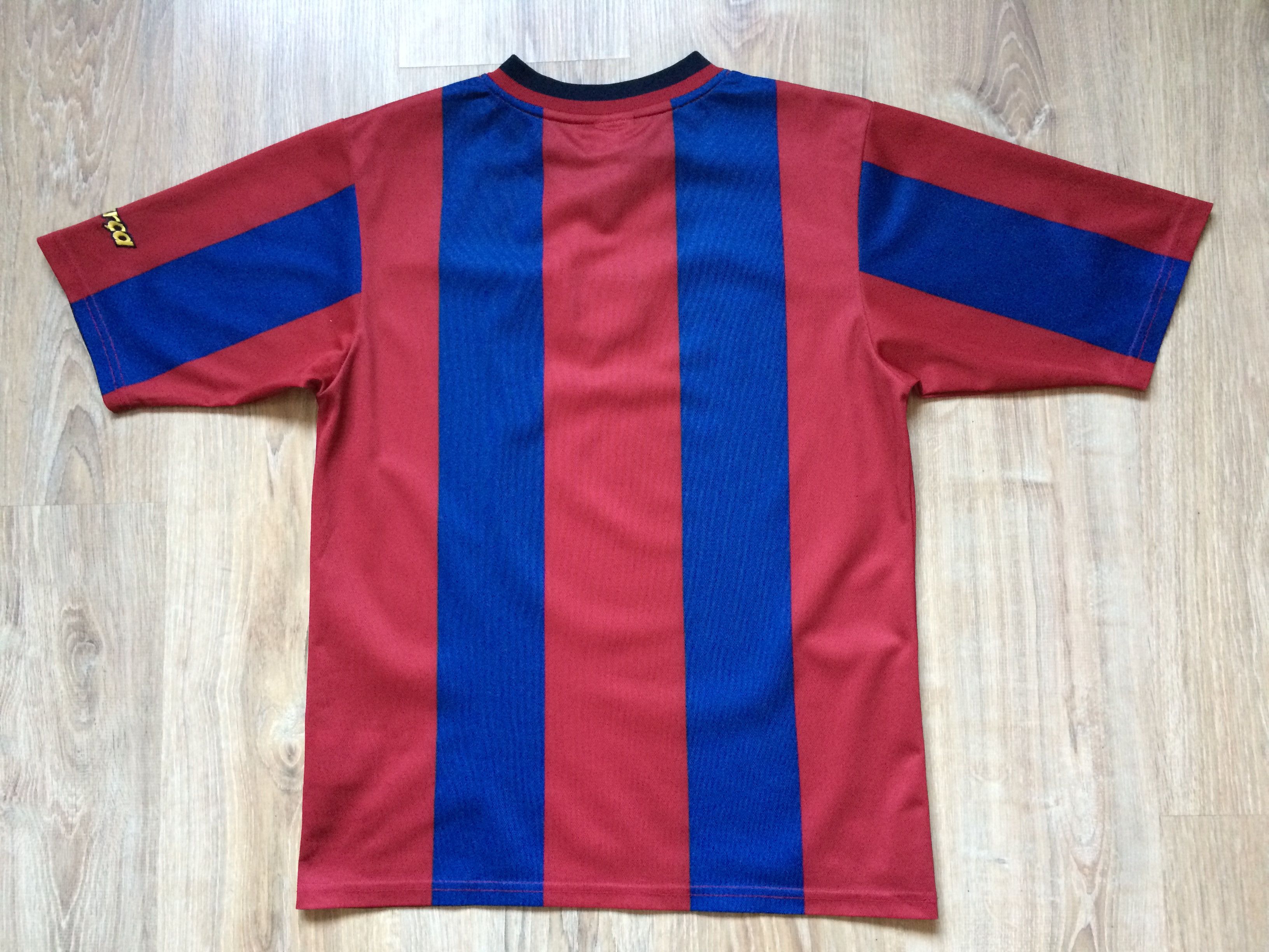 Nike Vintage Youth Nike Barcelona Basic Home Jersey 1998-2000 Size US XXS / EU 40 - 2 Thumbnail