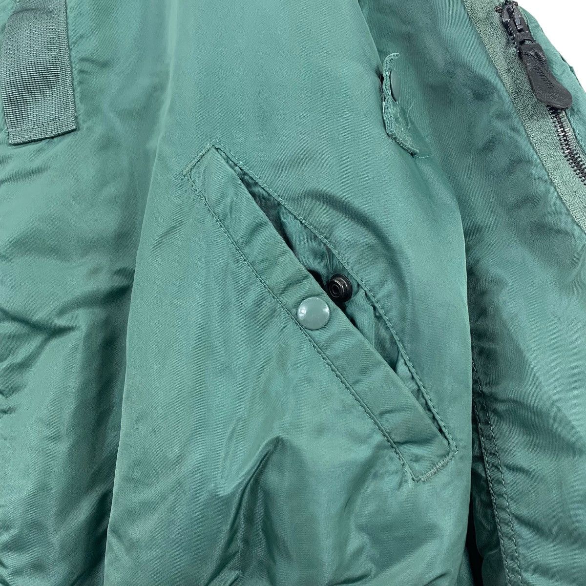 Alpha Industries × Vintage Vintage ALPHA INDUSTRIES MA-1 green Bomber jacket Size US XL / EU 56 / 4 - 13 Thumbnail