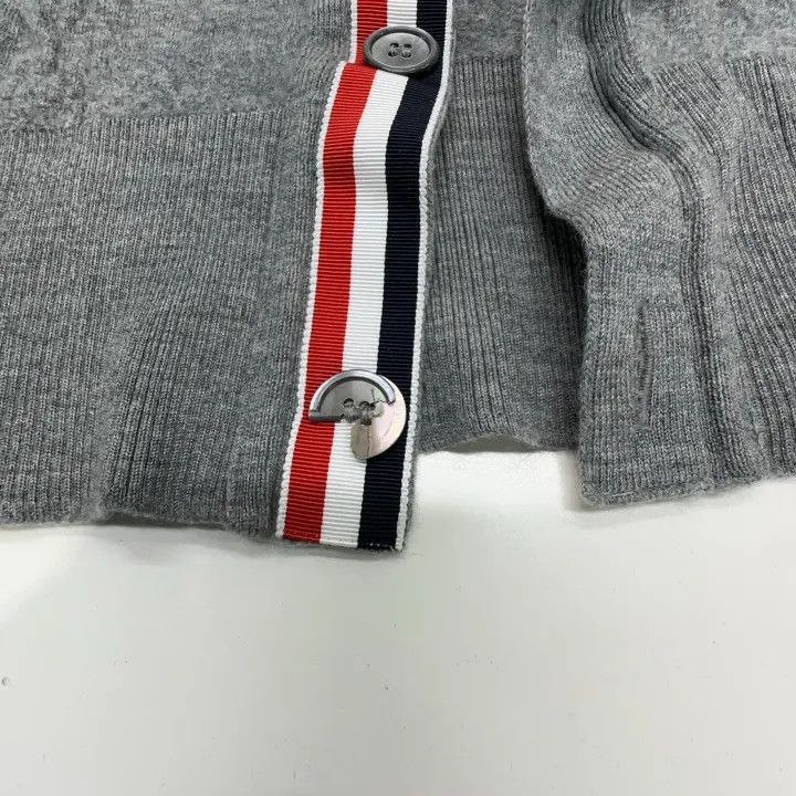 Thom Browne Thom Browne Gray V-Neck Wool Cardigan -2507 Size US L / EU 52-54 / 3 - 3 Thumbnail