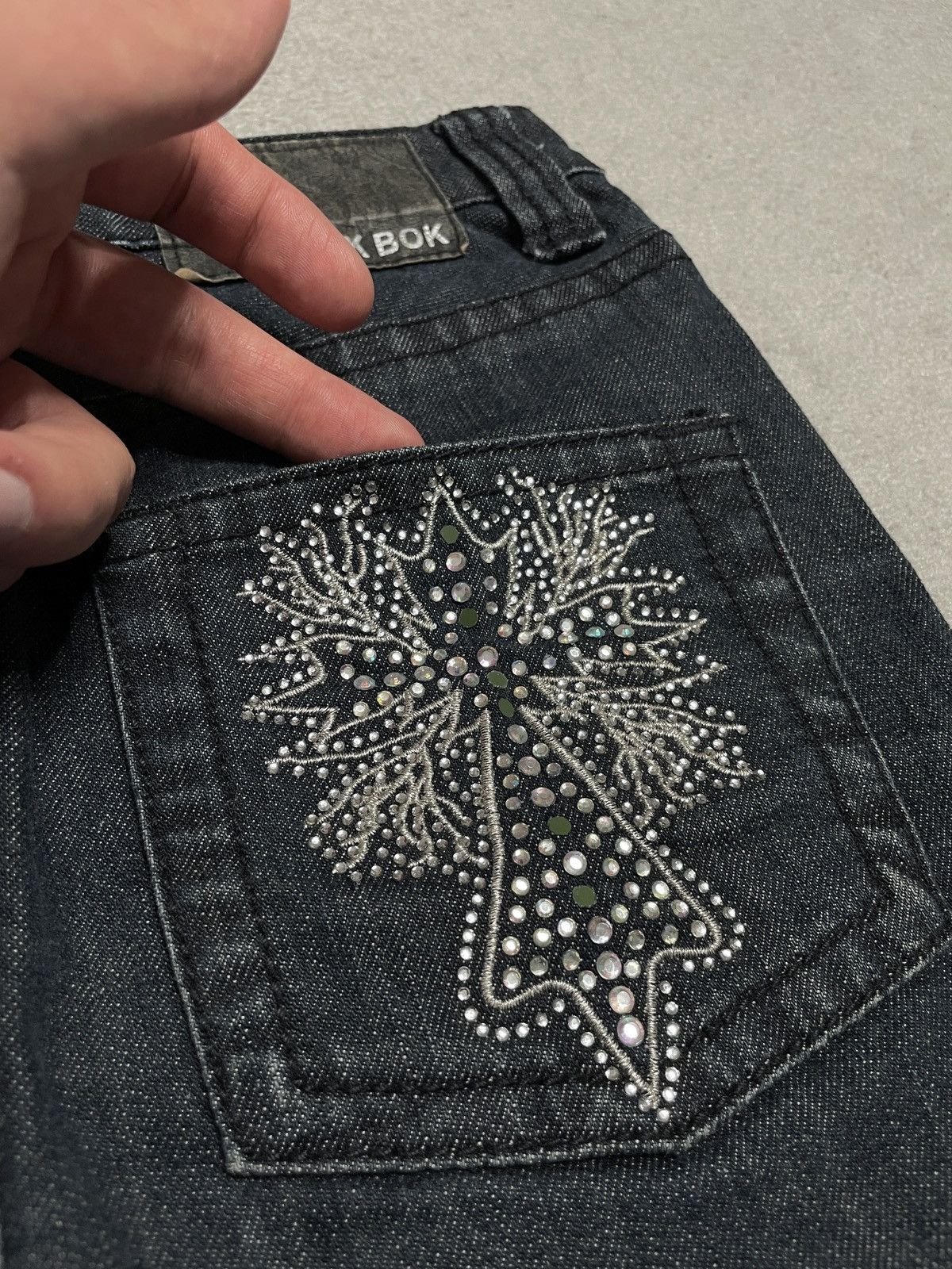 Vintage Vintage Denim Jeans Navy Midi Skirt Cross Crystals Drip Size 25" / US 0 / IT 36 - 3 Thumbnail