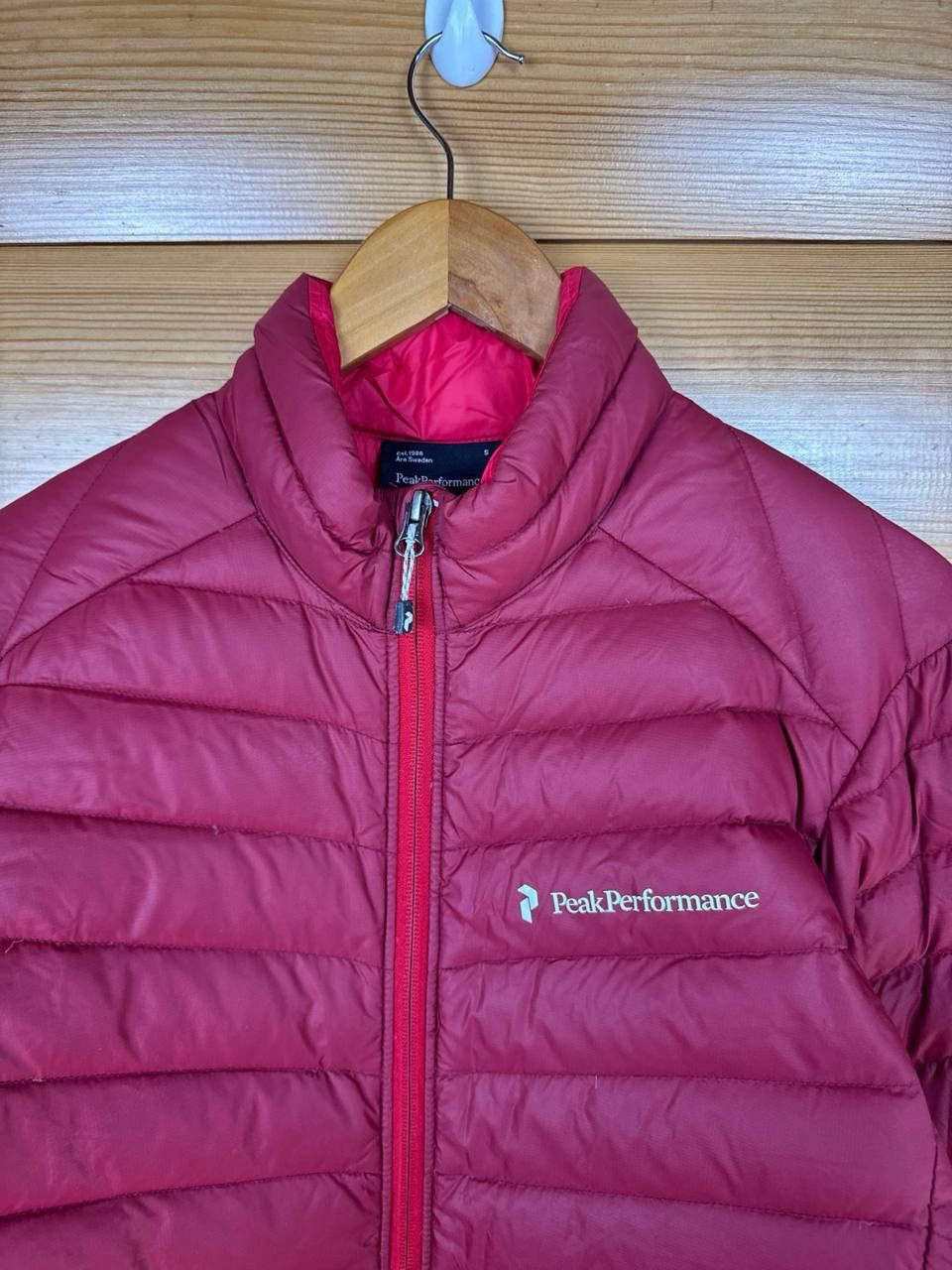 Peak Performance Peak Performance Frost Down Jacket Red PERTEX Light Full Zip Size US S / EU 44-46 / 1 - 4 Thumbnail